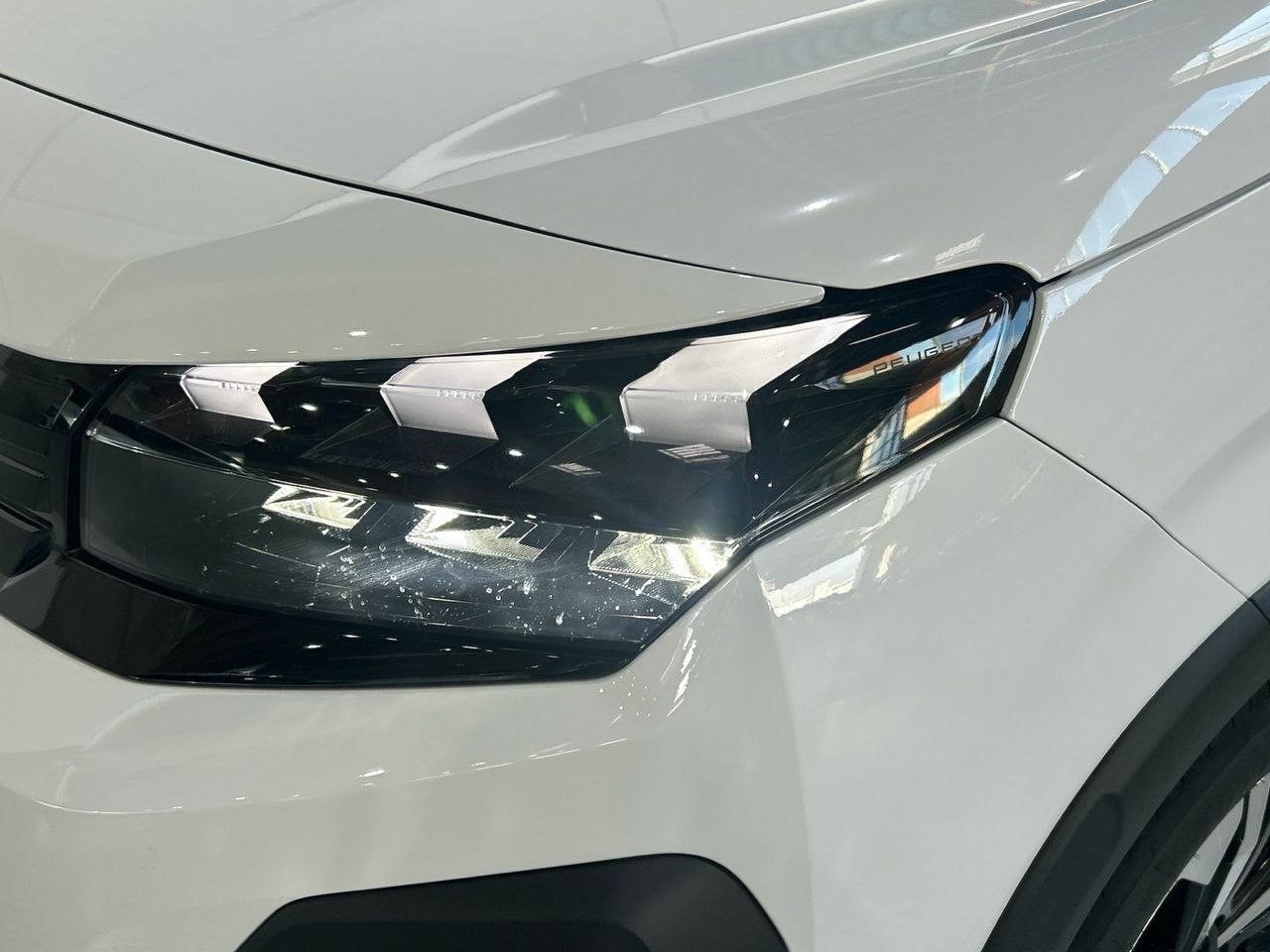 Peugeot Rifter BlueHDi 130 S&S GT Standard Auto 96 kW (130 C - foto 16