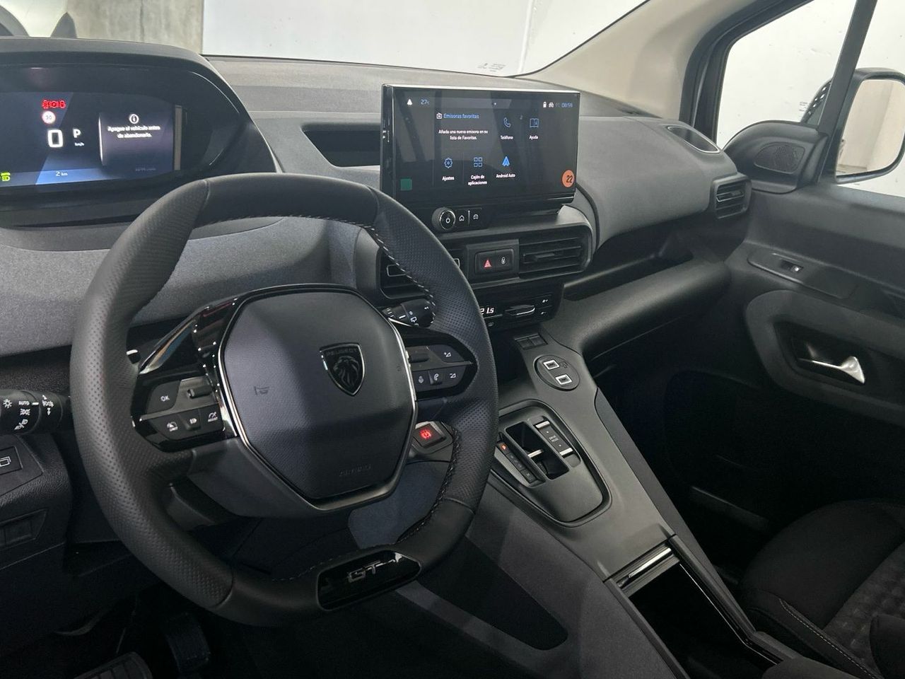 Peugeot Rifter BlueHDi 130 S&S GT Standard Auto 96 kW (130 C - foto 21