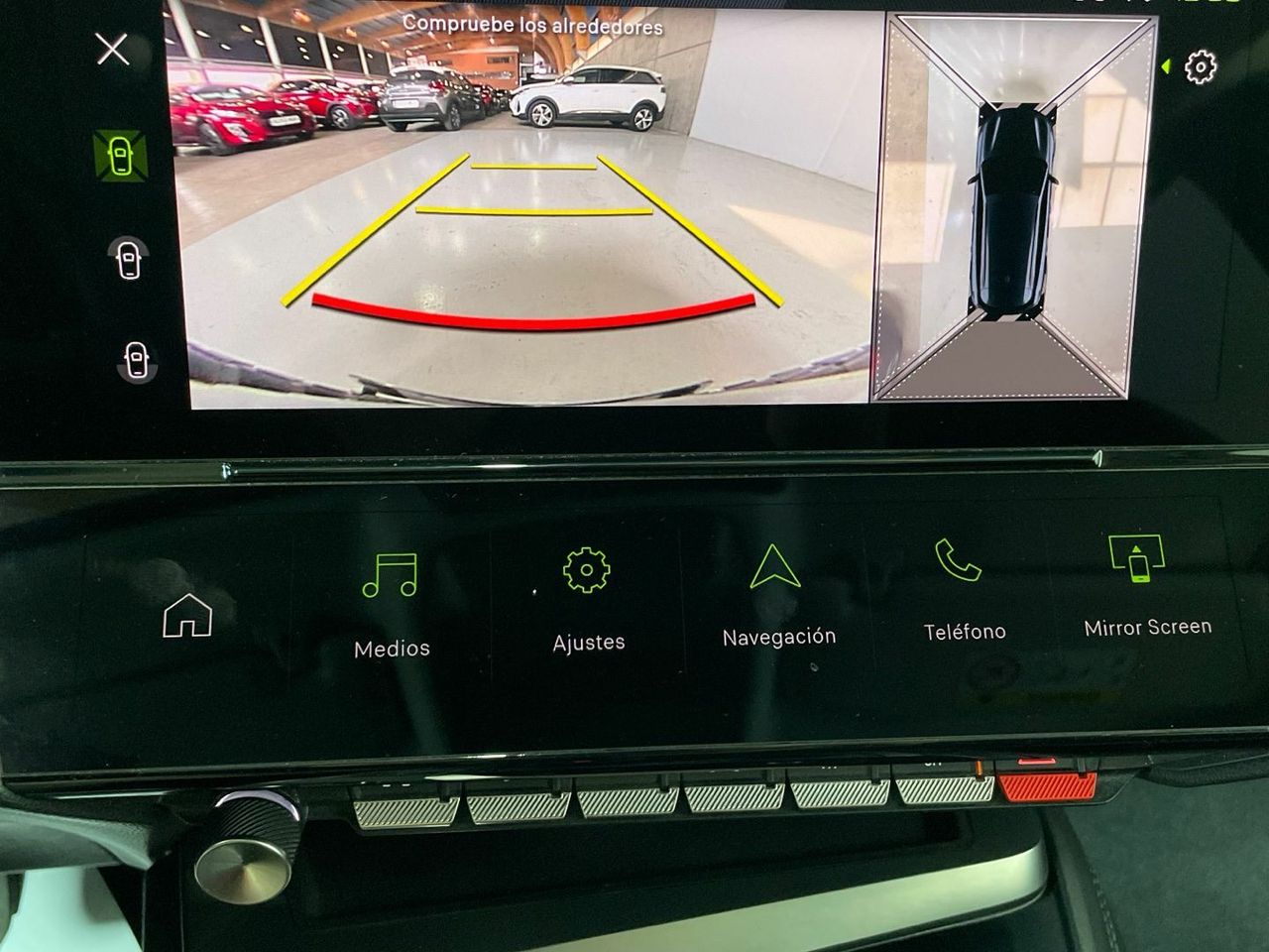 Peugeot 308 BlueHDi 130 S&S Allure Pack 96 kW (130 CV) - foto 39