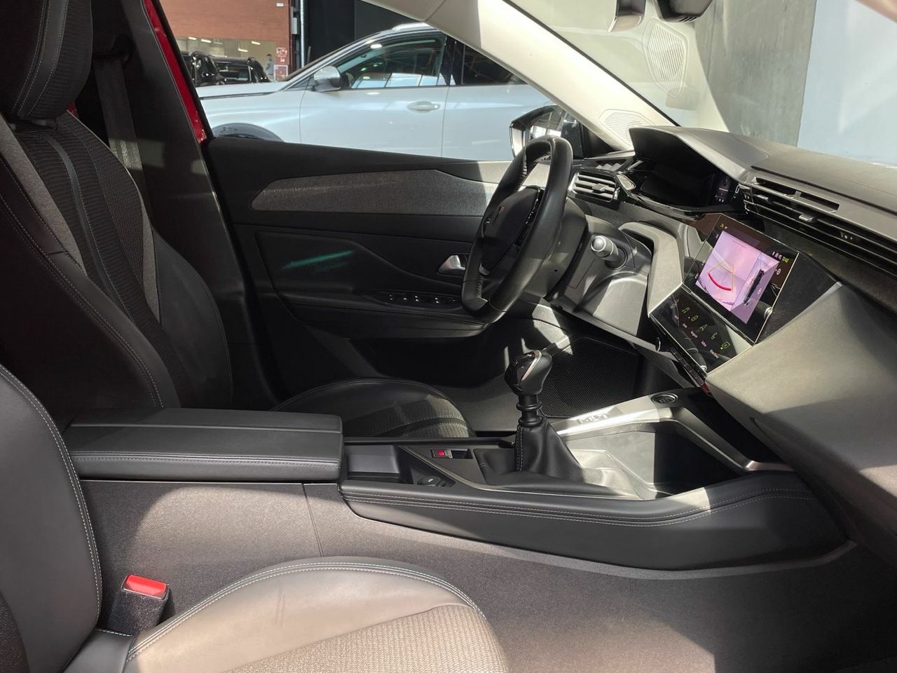 Peugeot 308 BlueHDi 130 S&S Allure Pack 96 kW (130 CV) - foto 25