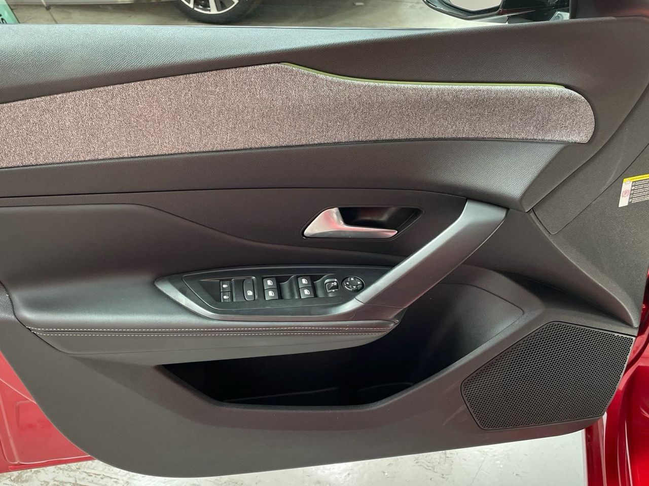 Peugeot 308 BlueHDi 130 S&S Allure Pack 96 kW (130 CV) - foto 19