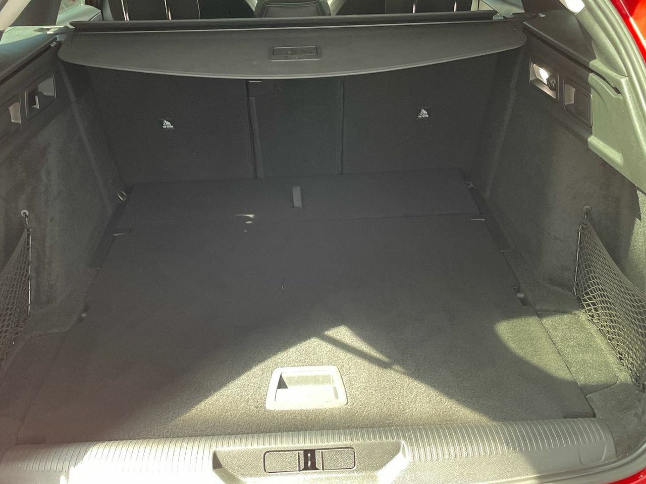 Peugeot 308 BlueHDi 130 S&S Allure Pack 96 kW (130 CV) - foto 6