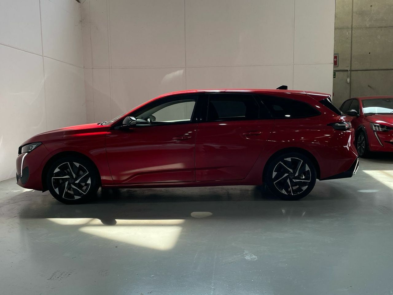 Peugeot 308 BlueHDi 130 S&S Allure Pack 96 kW (130 CV) - foto 26