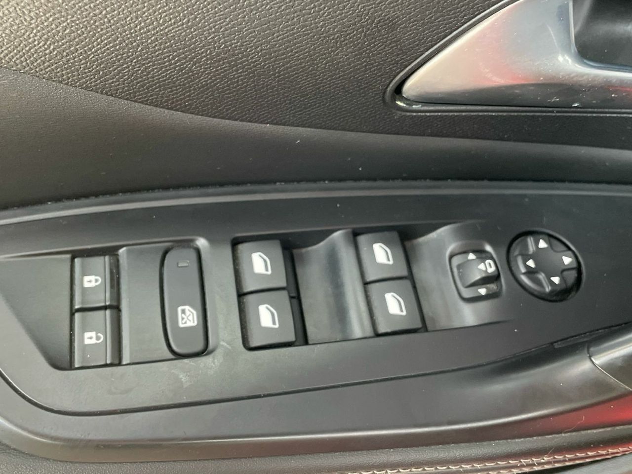 Peugeot 308 BlueHDi 130 S&S Allure Pack 96 kW (130 CV) - foto 34