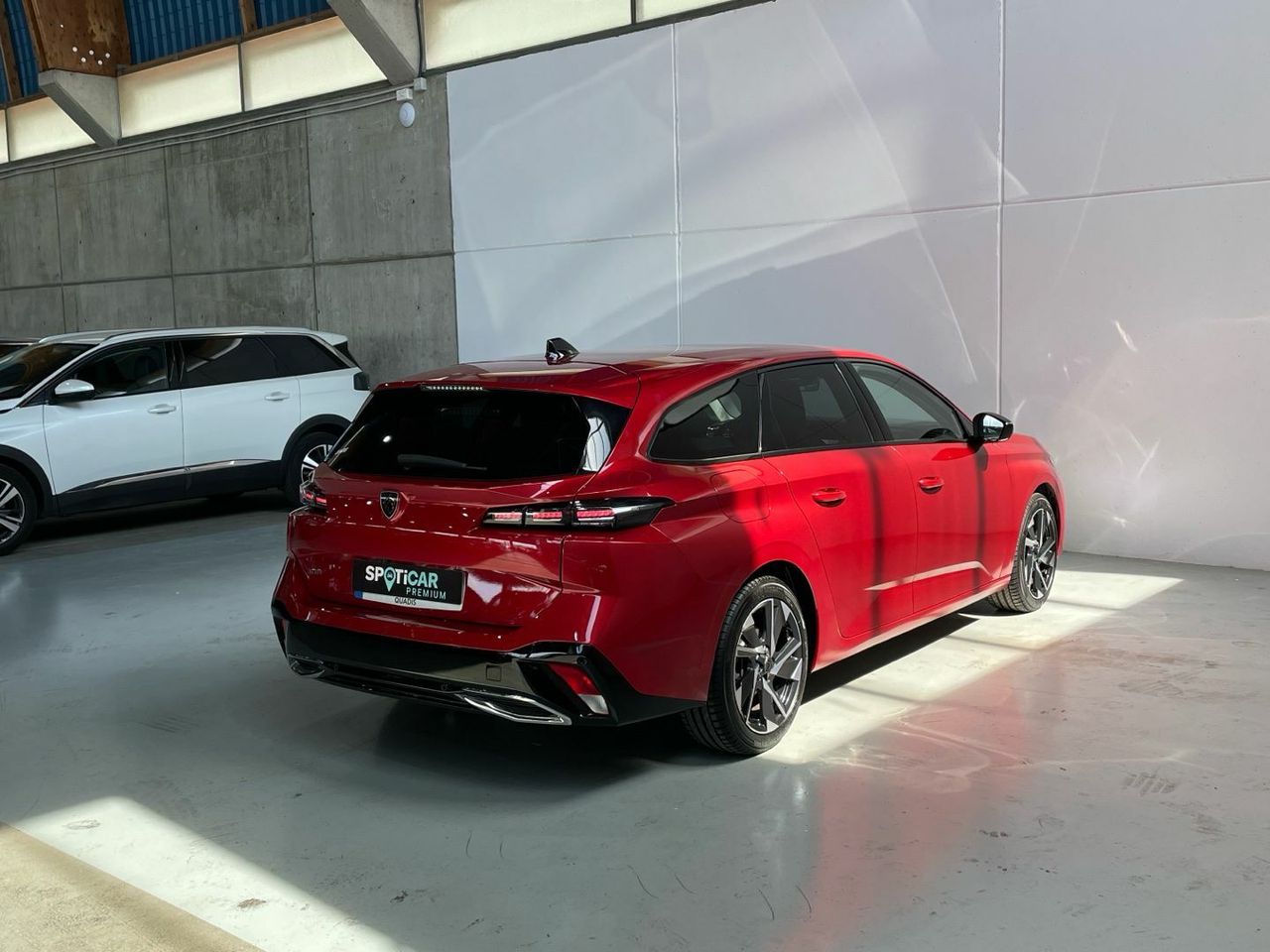 Peugeot 308 BlueHDi 130 S&S Allure Pack 96 kW (130 CV) - foto 24