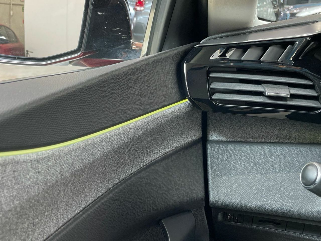 Peugeot 308 BlueHDi 130 S&S Allure Pack 96 kW (130 CV) - foto 43