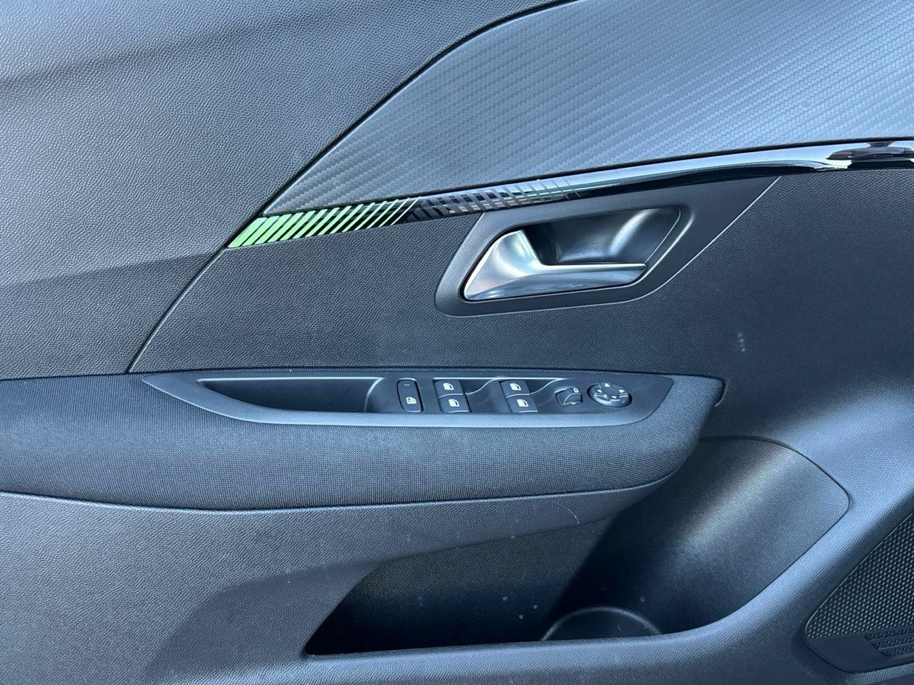 Peugeot 208 PureTech 100 Active 75 kW (100 CV) - foto 19