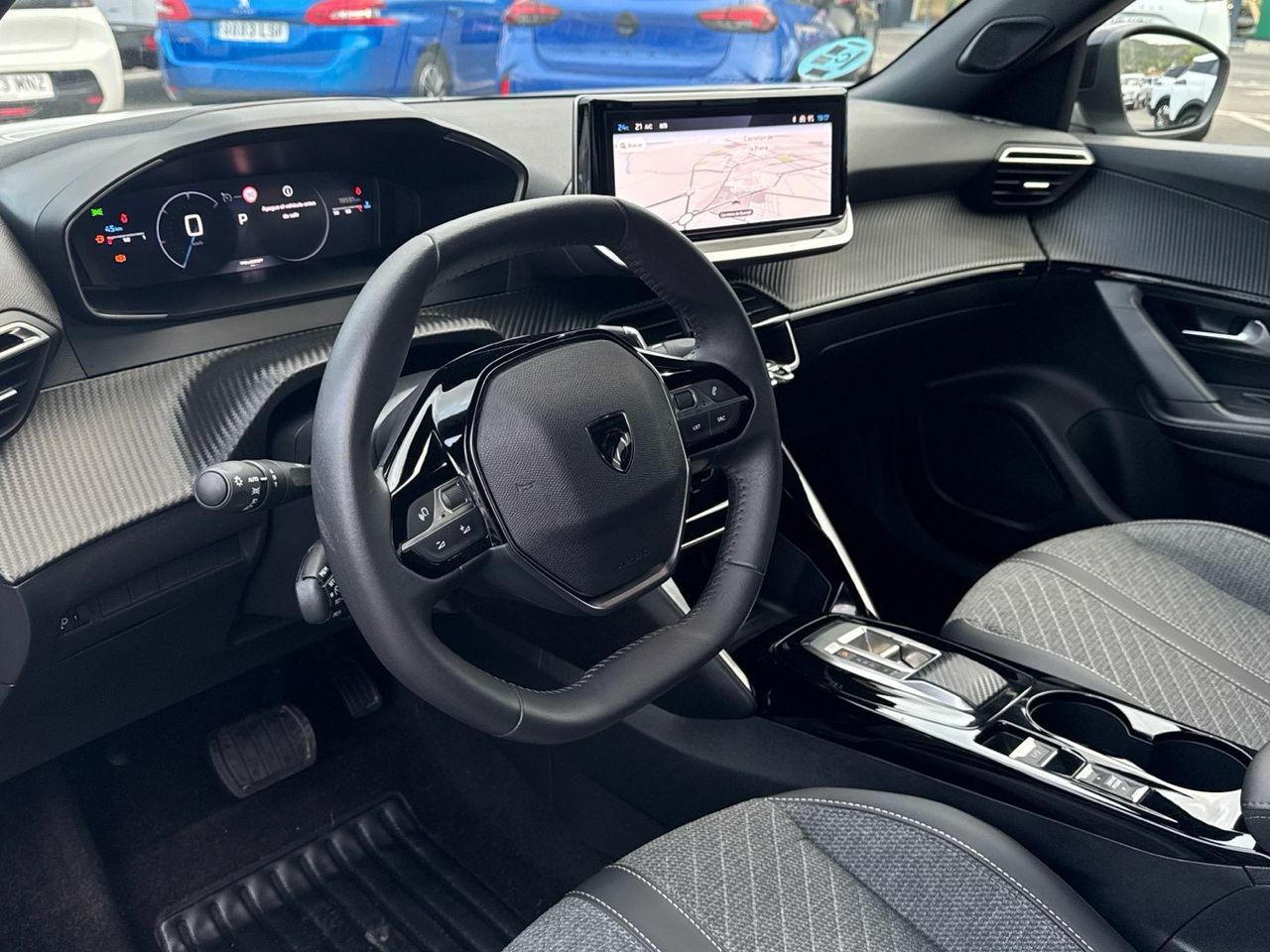 Peugeot 2008 PureTech 130 S&S Allure EAT8 96 kW (130 CV) - foto 21