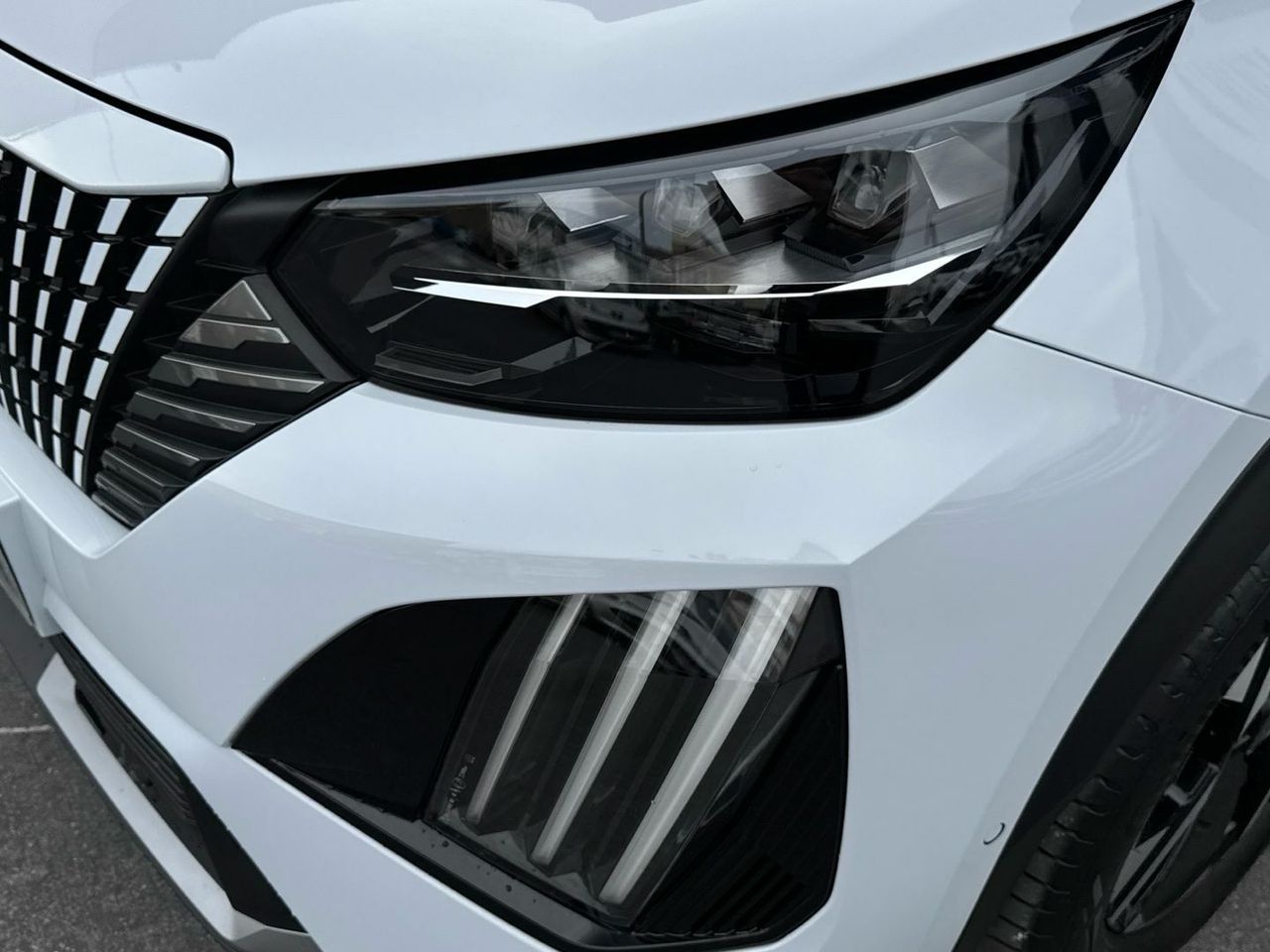 Peugeot 2008 PureTech 130 S&S GT EAT8 96 kW (130 CV) - foto 16