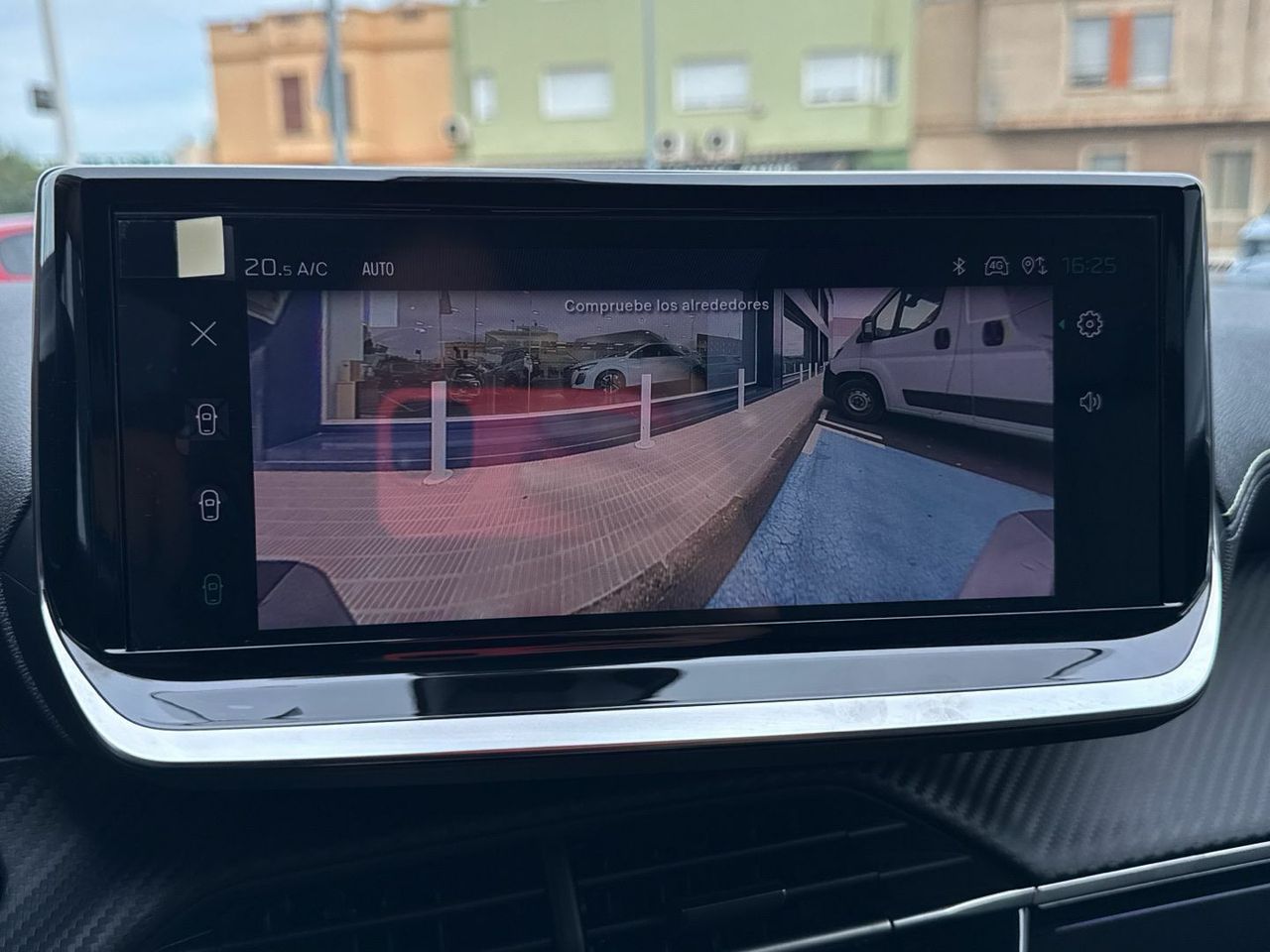 Peugeot 2008 PureTech 130 S&S GT EAT8 96 kW (130 CV) - foto 46