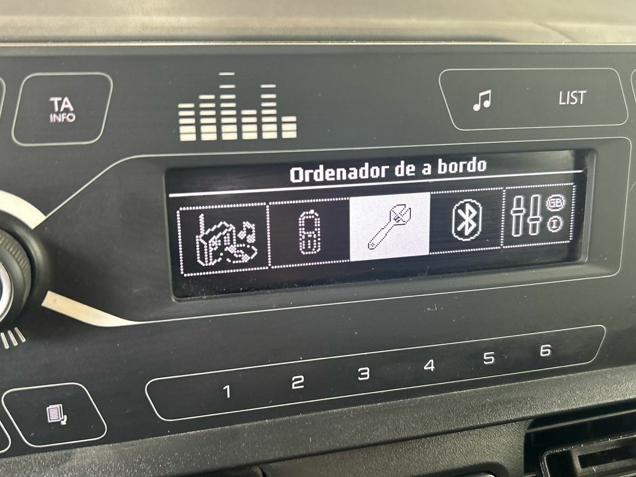 Peugeot Rifter BlueHDi 100 Access Standard 73 kW (100 CV) - foto 31