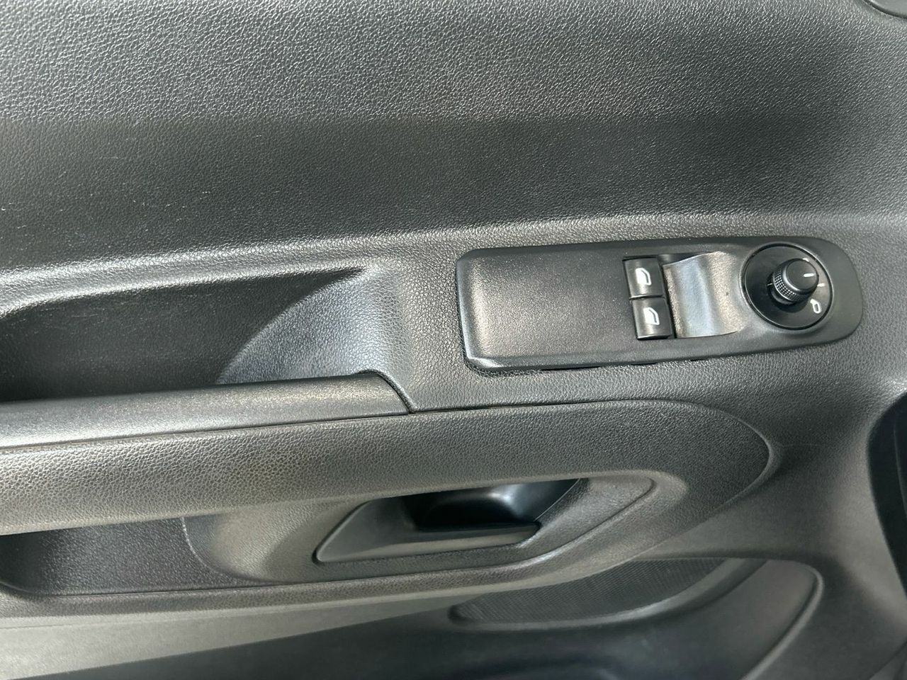 Peugeot Rifter BlueHDi 100 Access Standard 73 kW (100 CV) - foto 19