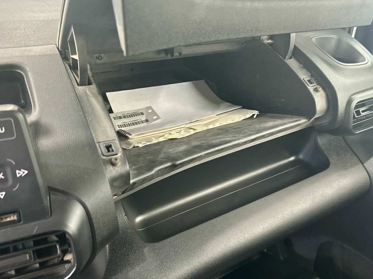 Peugeot Rifter BlueHDi 100 Access Standard 73 kW (100 CV) - foto 35