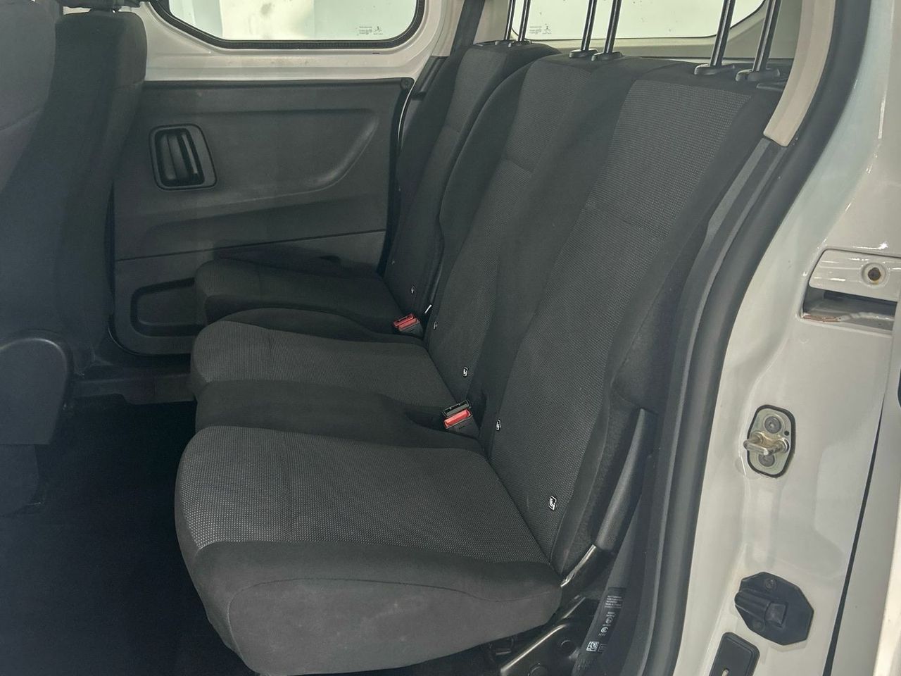 Peugeot Rifter BlueHDi 100 Access Standard 73 kW (100 CV) - foto 12