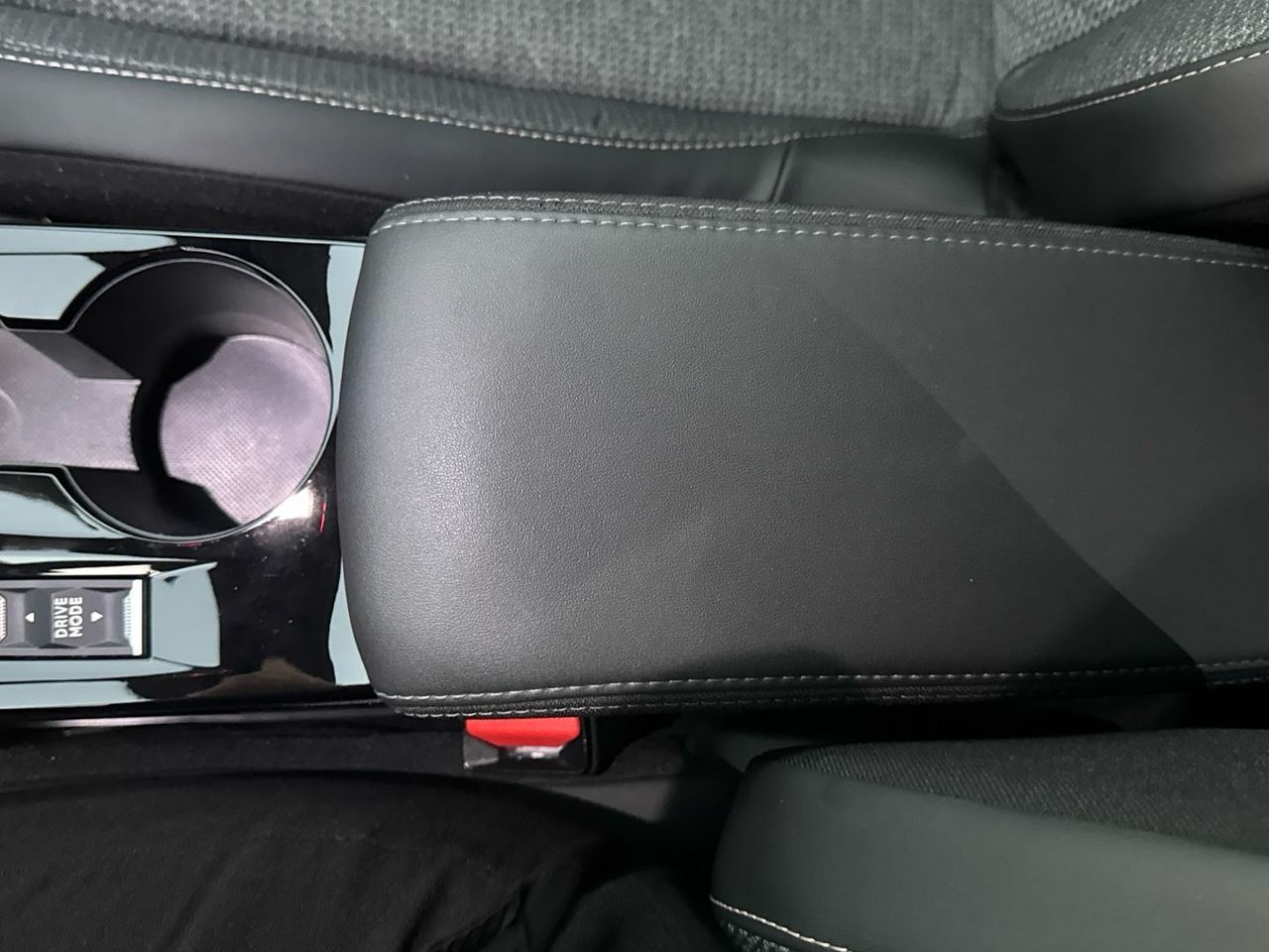 Peugeot 2008 PureTech 100 S&S Allure 75 kW (100 CV) - foto 36