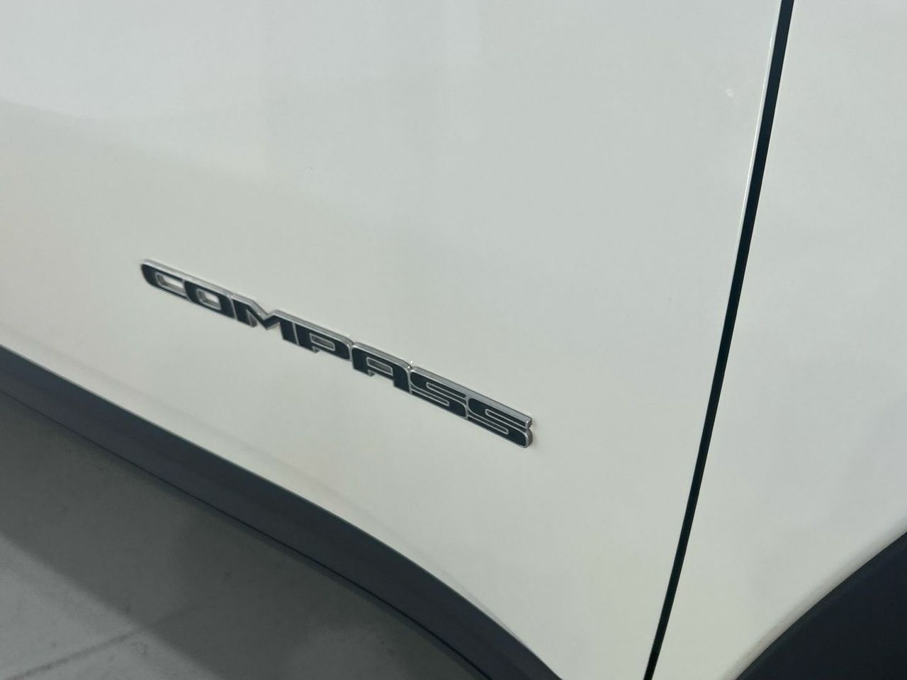 Jeep Compass 1.5 MHEV Limited DCT 96 kW (130 CV) - foto 25