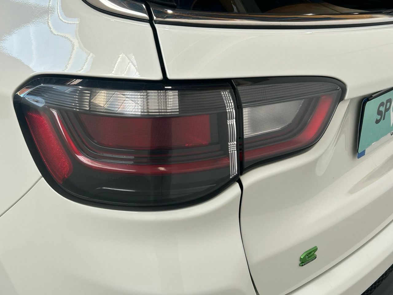 Jeep Compass 1.5 MHEV Limited DCT 96 kW (130 CV) - foto 17