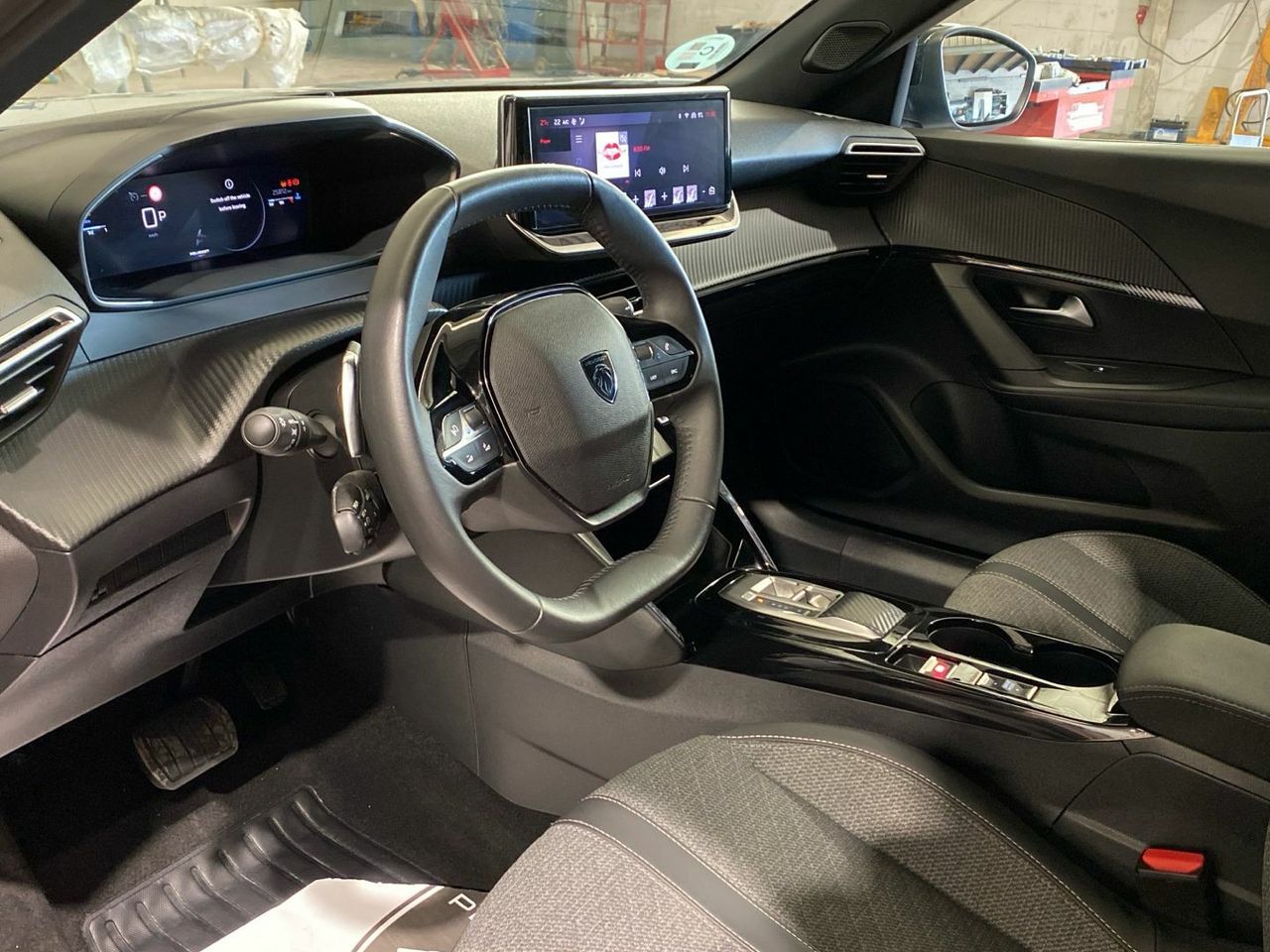 Peugeot 2008 PureTech 130 S&S Allure EAT8 96 kW (130 CV) - foto 11