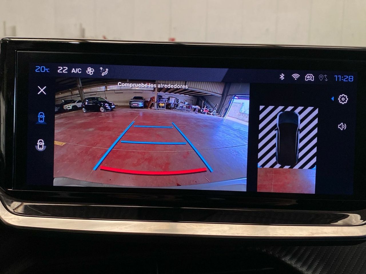 Peugeot 2008 PureTech 130 S&S Allure EAT8 96 kW (130 CV) - foto 24