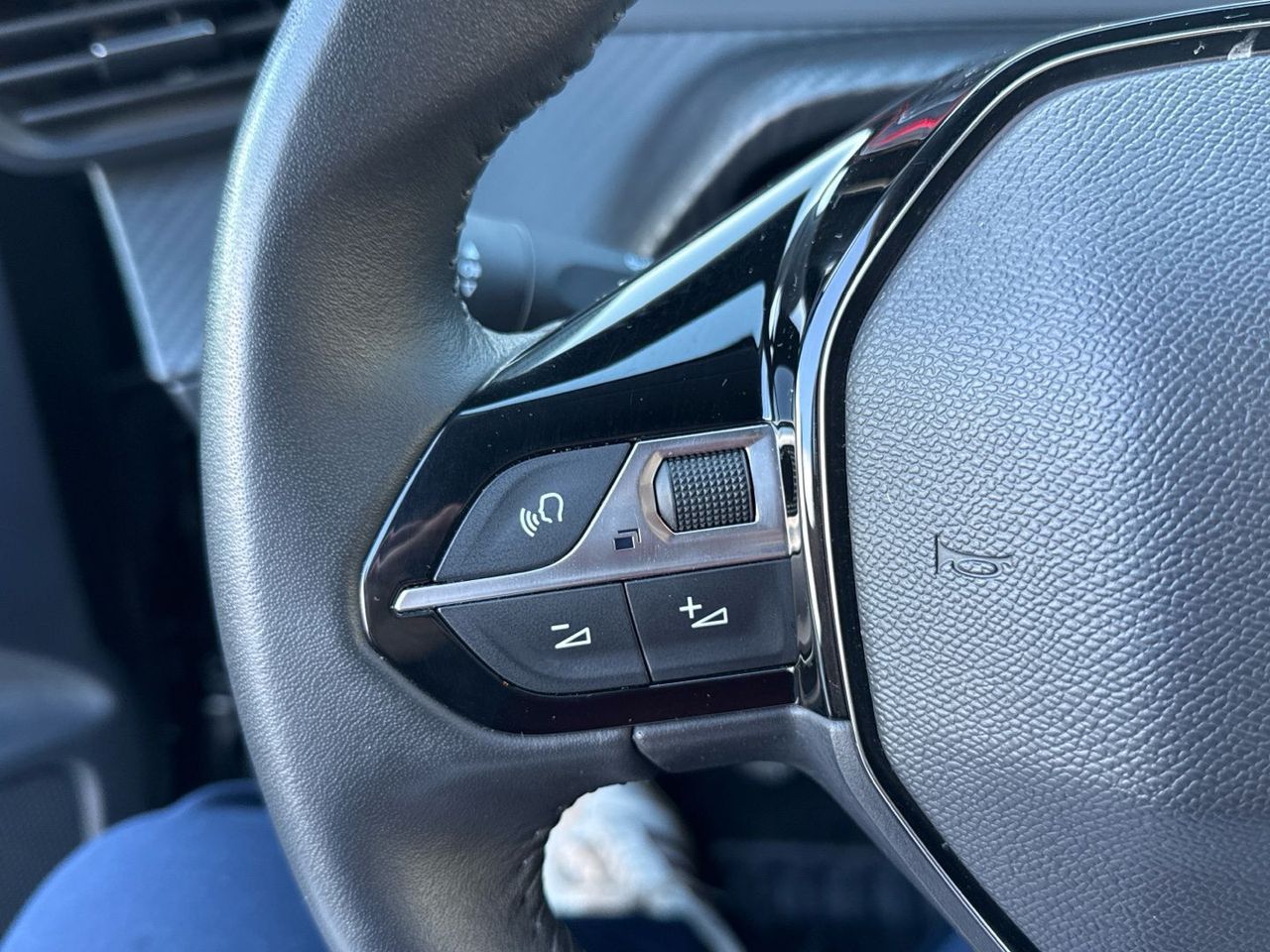 Peugeot 208 PureTech 100 Active 75 kW (100 CV) - foto 20