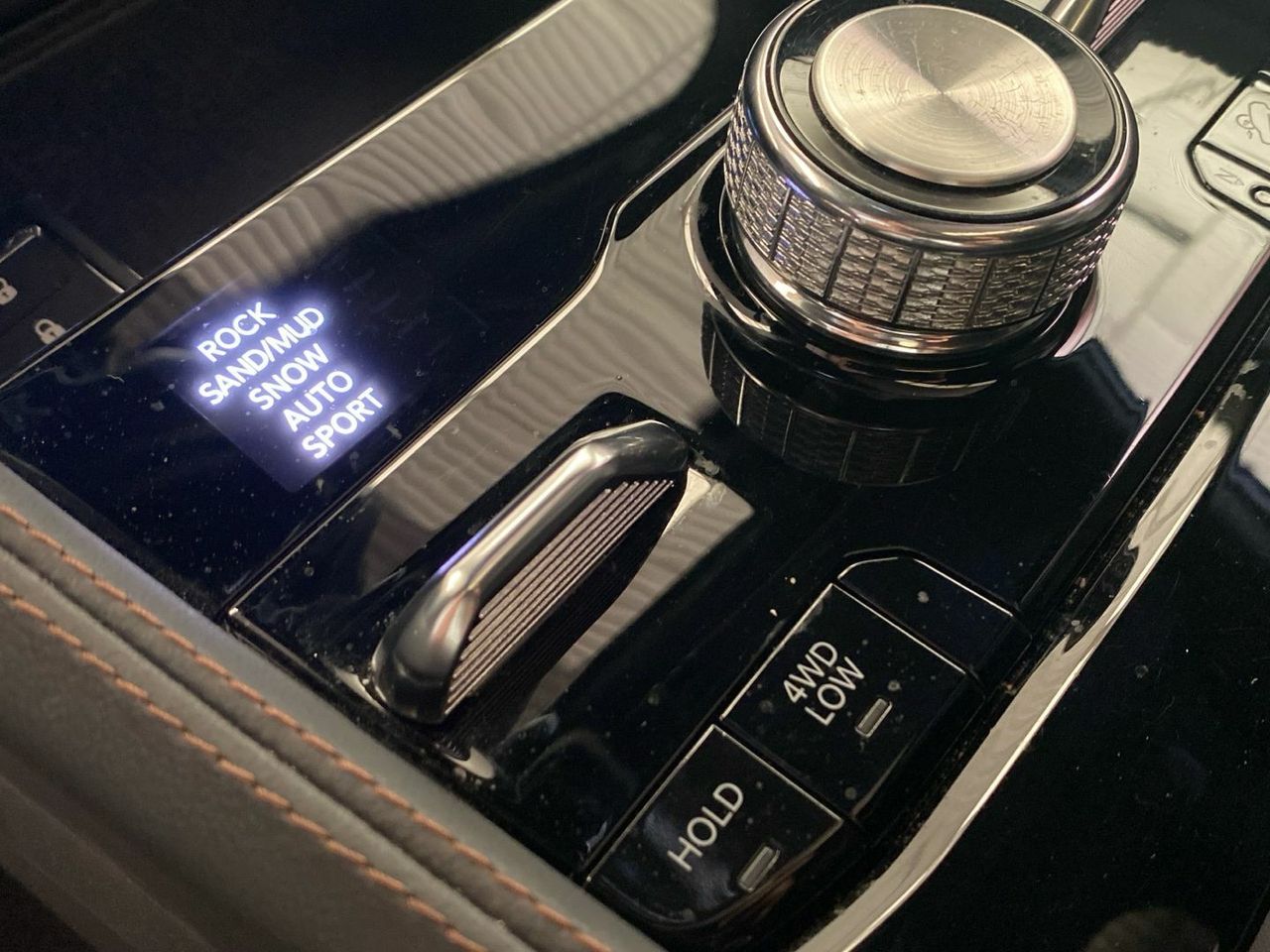 Jeep Grand Cherokee 2.0 PHEV Summit Reserve 4xe 280 kW (381  - foto 40