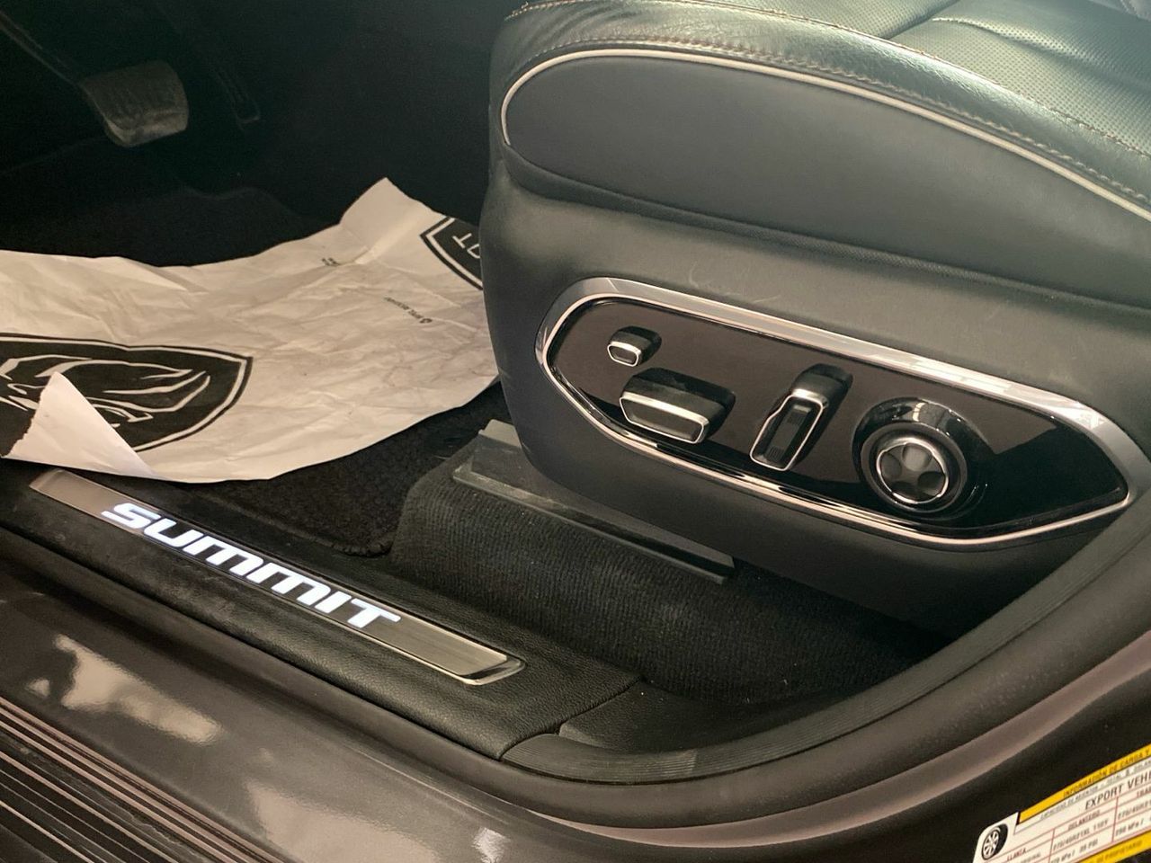 Jeep Grand Cherokee 2.0 PHEV Summit Reserve 4xe 280 kW (381  - foto 44