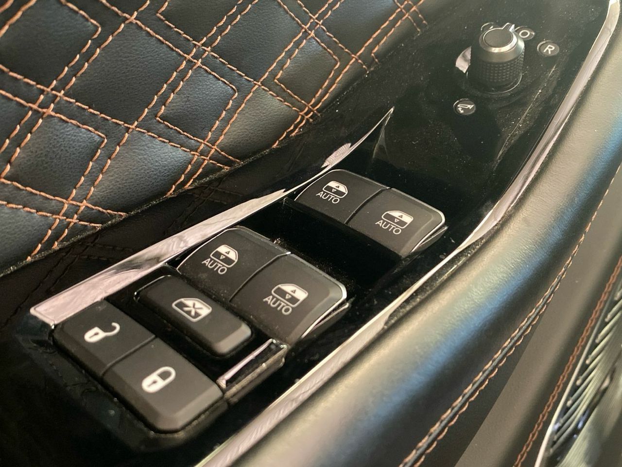 Jeep Grand Cherokee 2.0 PHEV Summit Reserve 4xe 280 kW (381  - foto 37