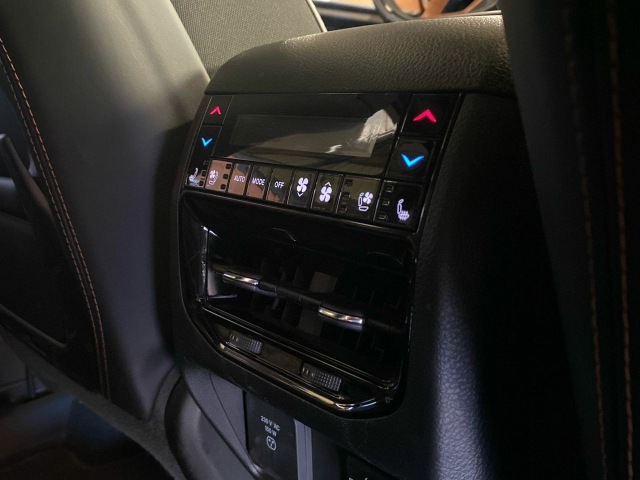 Jeep Grand Cherokee 2.0 PHEV Summit Reserve 4xe 280 kW (381  - foto 33