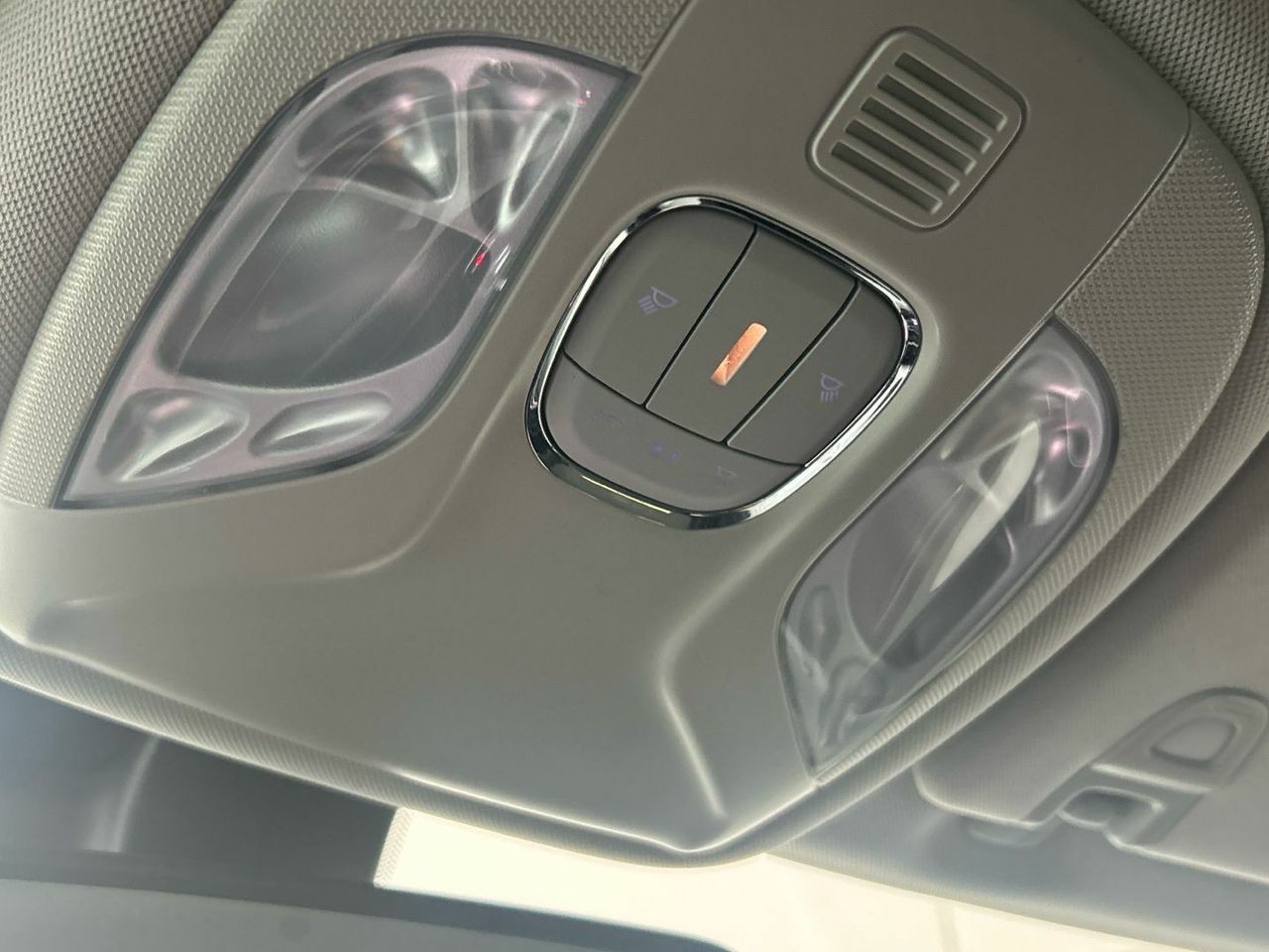 Jeep Compass 1.5 MHEV Limited DCT 96 kW (130 CV) - foto 18