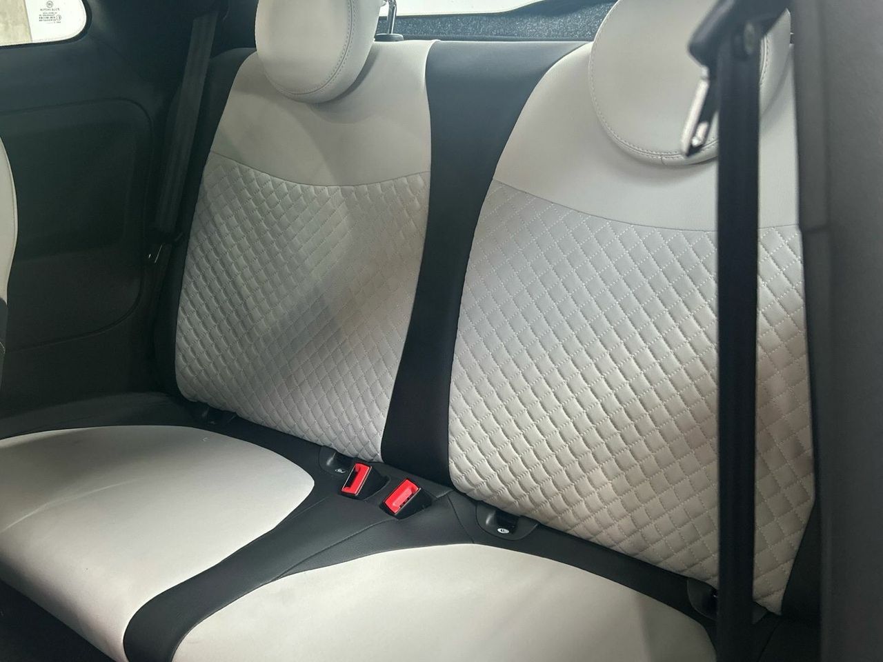 Fiat 500 1.0 Hybrid Dolcevita 51 kW (70 CV) - foto 12