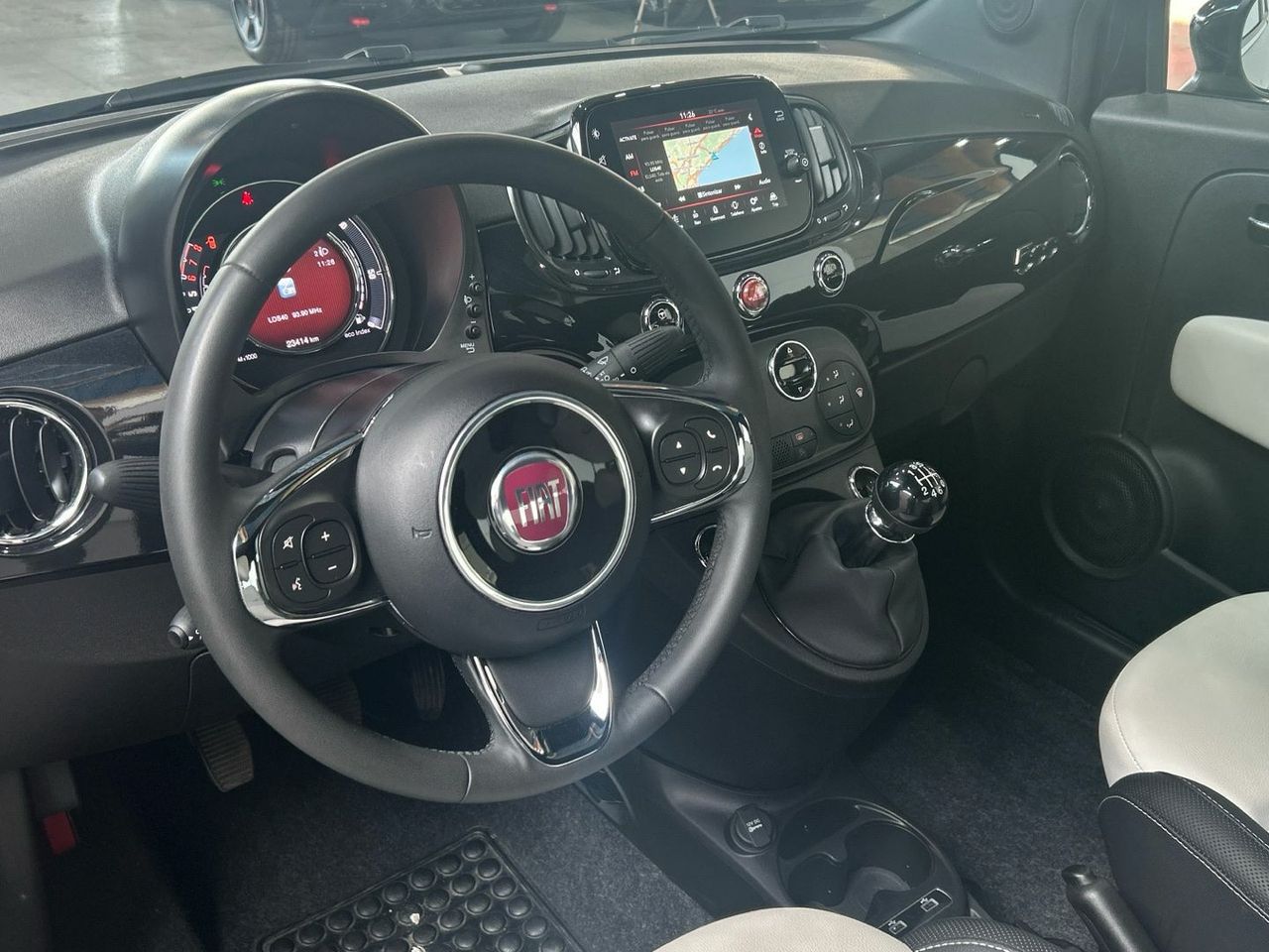 Fiat 500 1.0 Hybrid Dolcevita 51 kW (70 CV) - foto 21