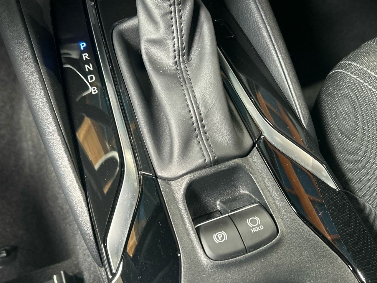 Toyota Corolla 140H Active Plus 103 kW (140 CV) - foto 29