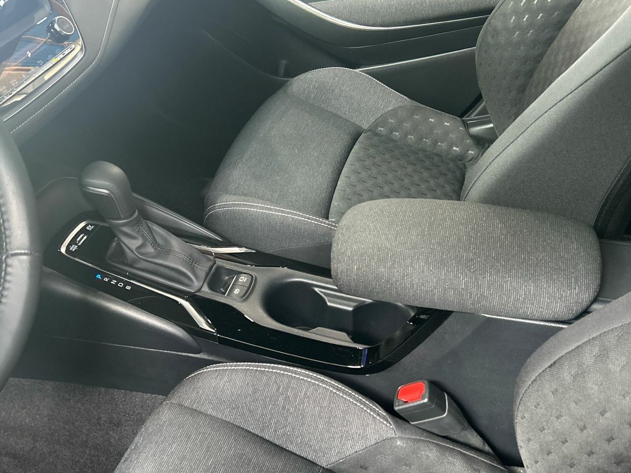 Toyota Corolla 140H Active Plus 103 kW (140 CV) - foto 14