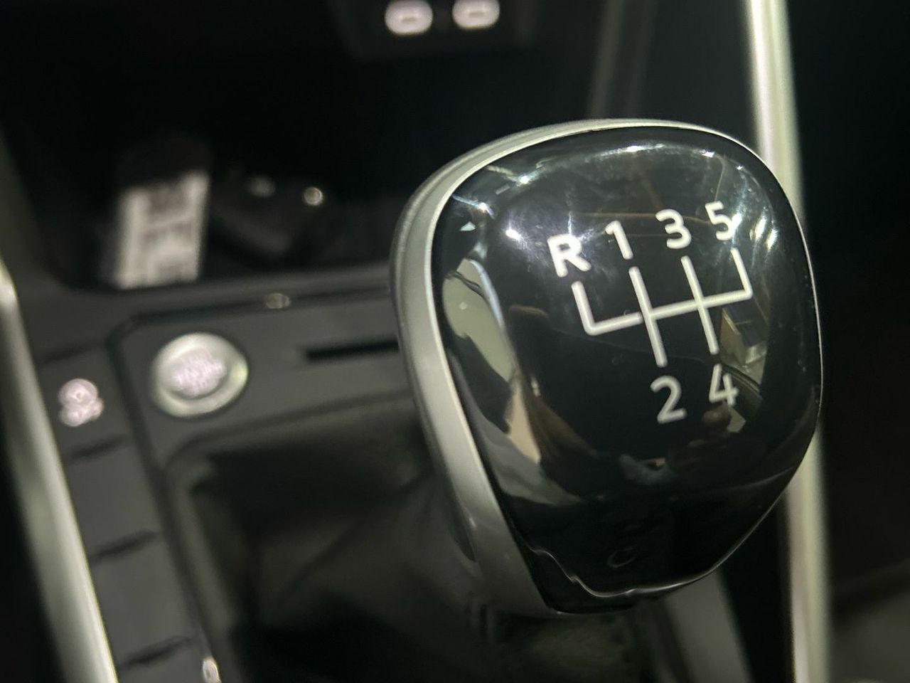 Volkswagen Taigo "Más" 1.0 TSI 70 kW (95 CV) - foto 33