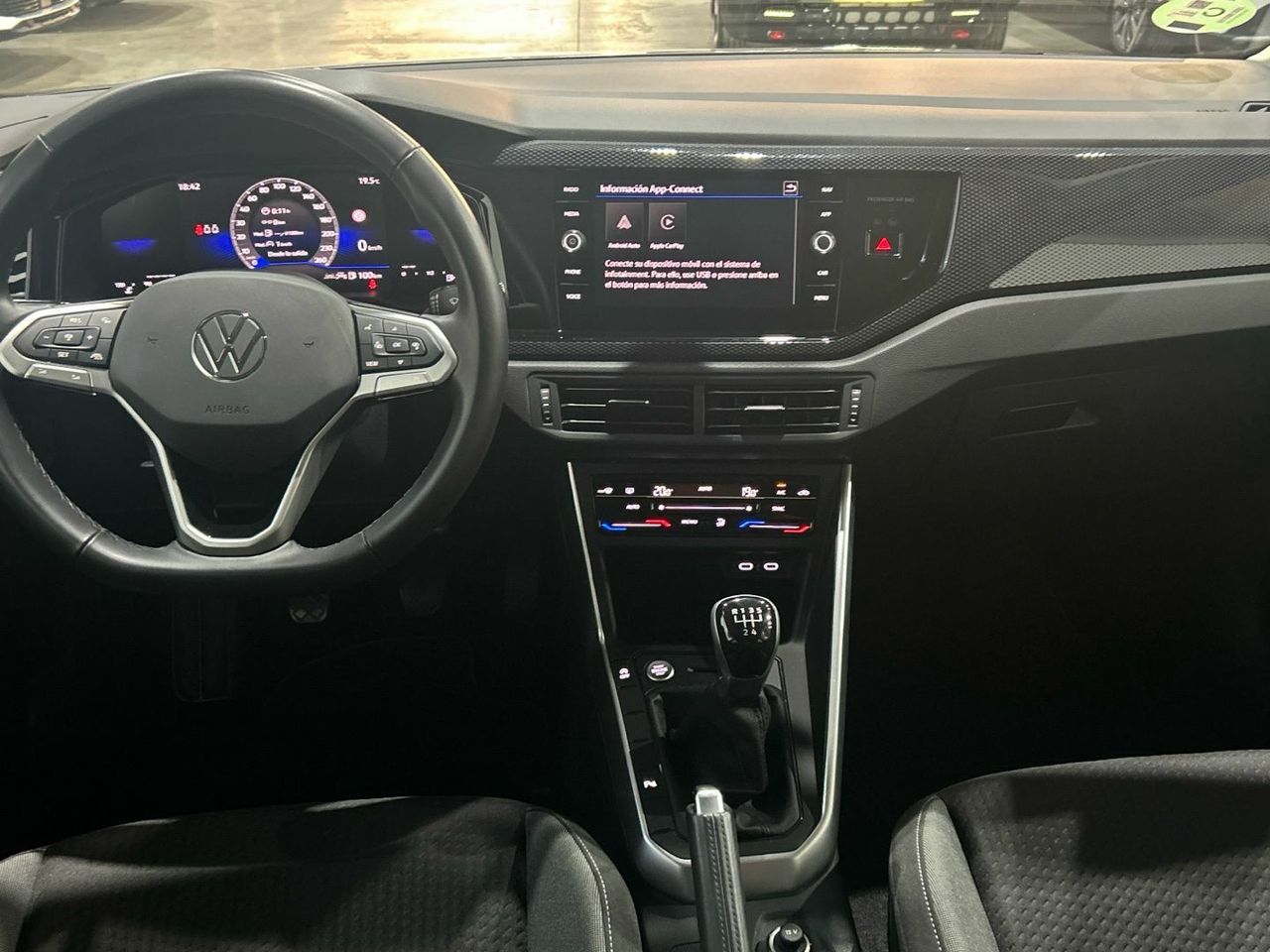 Volkswagen Taigo "Más" 1.0 TSI 70 kW (95 CV) - foto 8