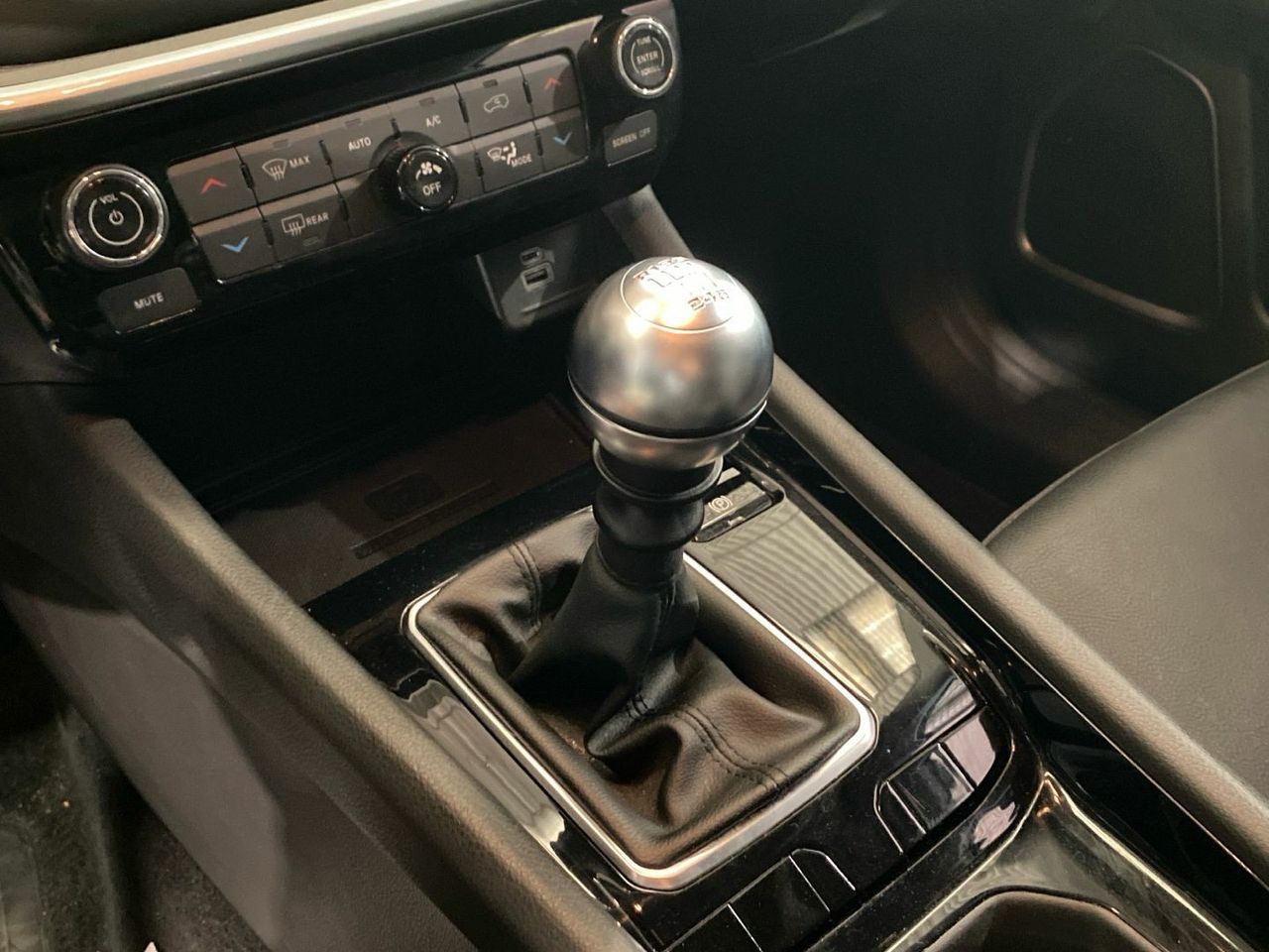 Jeep Compass 1.6 Multijet Limited 4x2 96 kW (130 CV) - foto 14