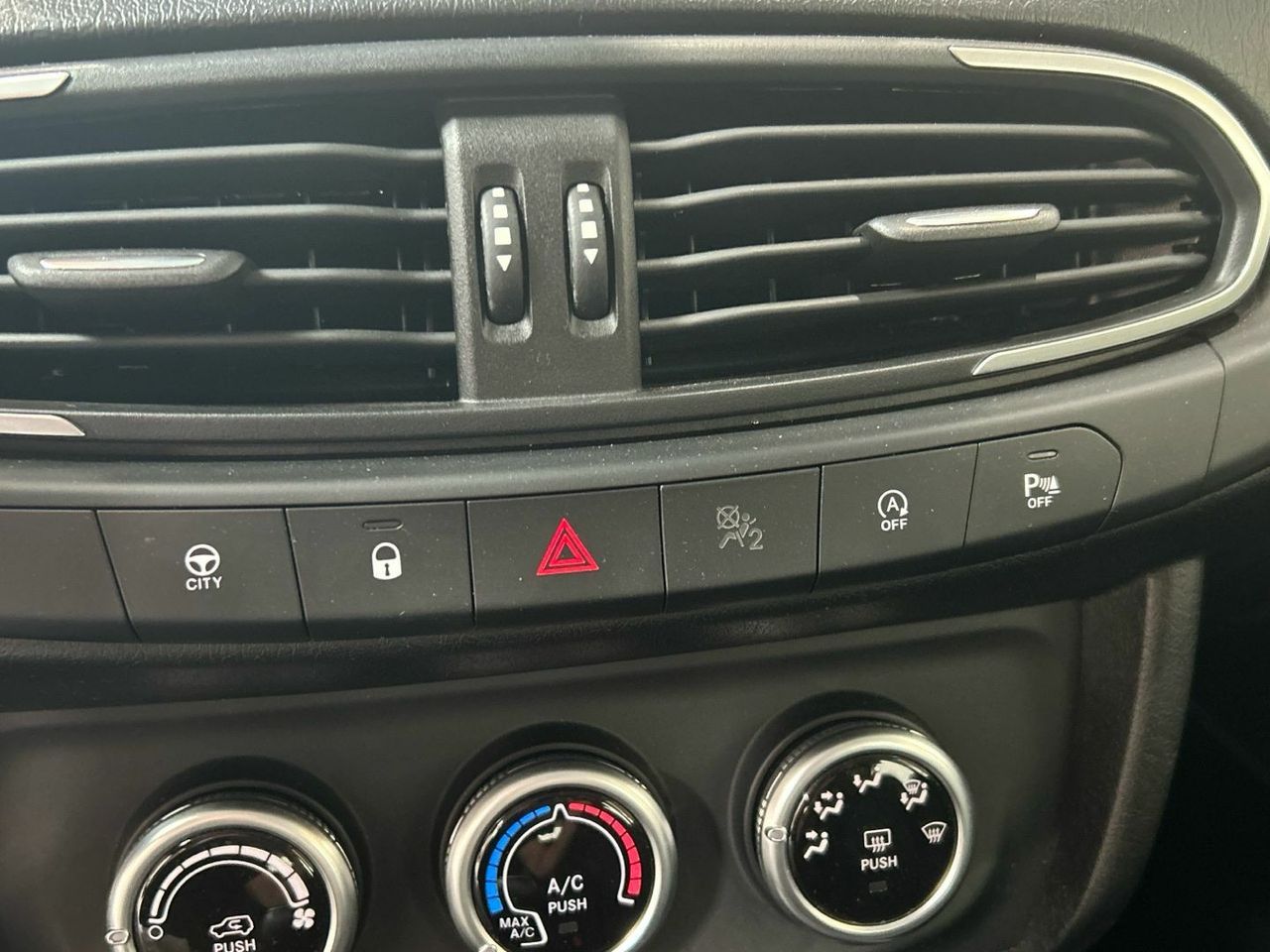 Fiat Tipo 1.0 City Cross 74 kW (101 CV) - foto 37