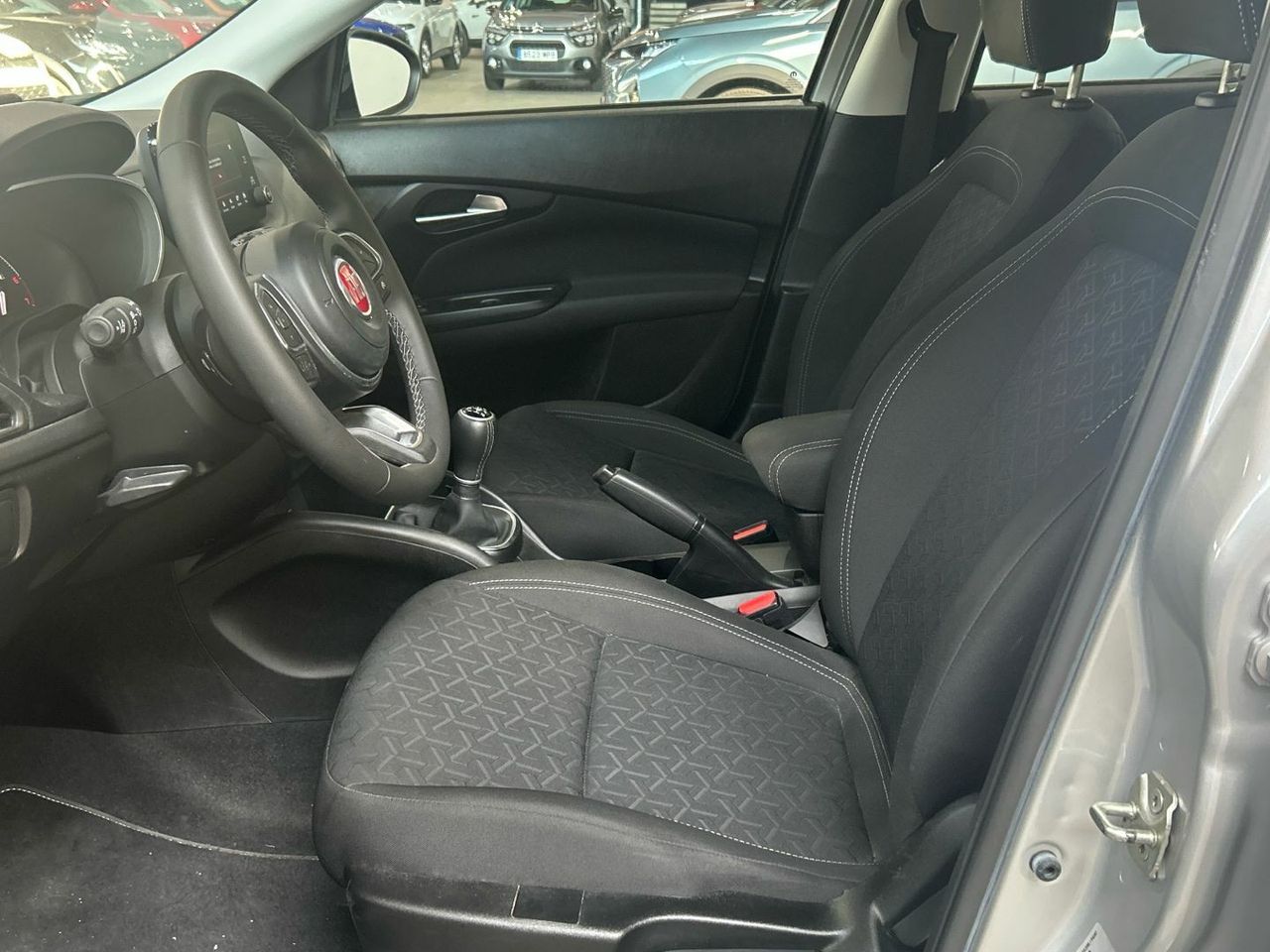 Fiat Tipo 1.0 City Cross 74 kW (101 CV) - foto 11