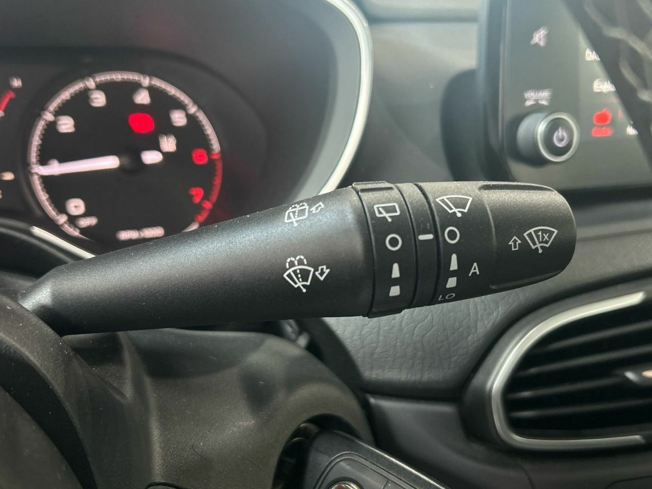 Fiat Tipo 1.0 City Cross 74 kW (101 CV) - foto 33