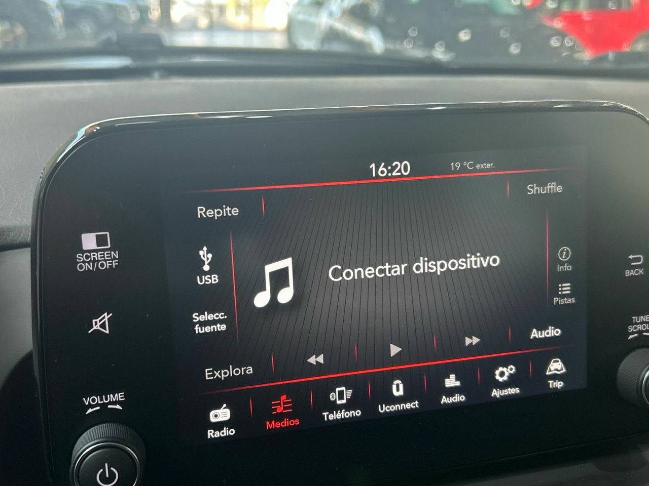 Fiat Tipo 1.0 City Cross 74 kW (101 CV) - foto 39