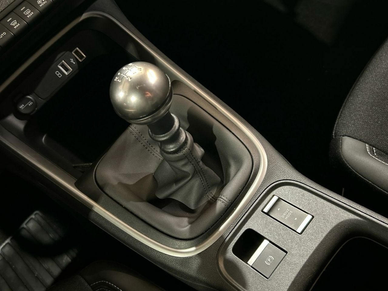 Jeep Avenger 1.2 G Altitude 74 kW (100 CV) - foto 14