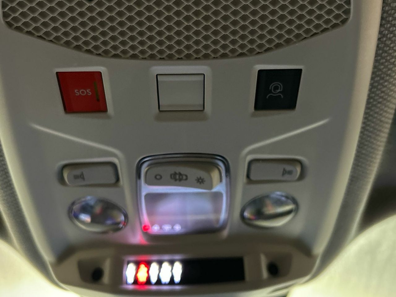 Jeep Avenger 1.2 G Altitude 74 kW (100 CV) - foto 18