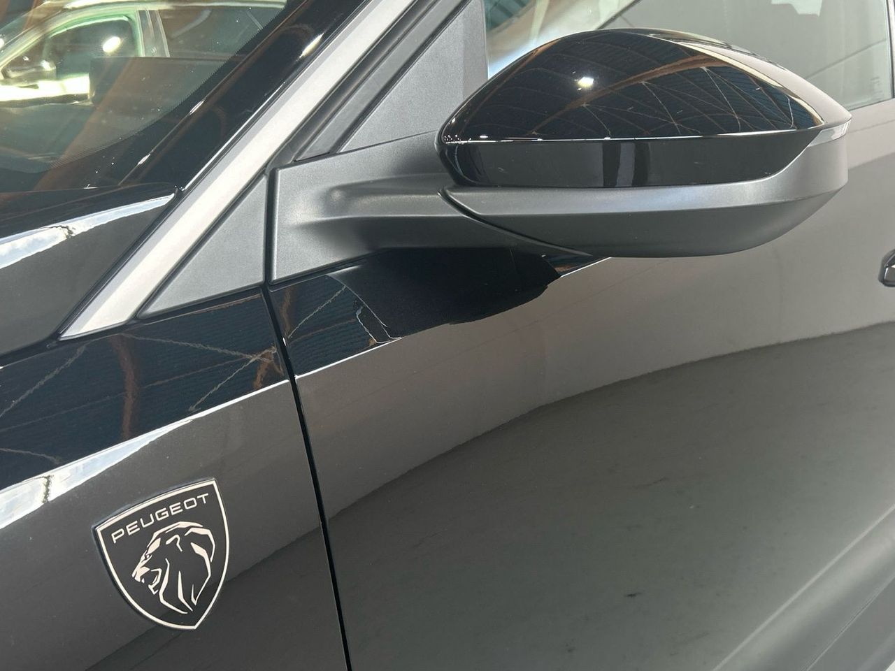 Peugeot 5008 Hybrid 1.2 GT eDCS6 100 kW (136 CV) - foto 37