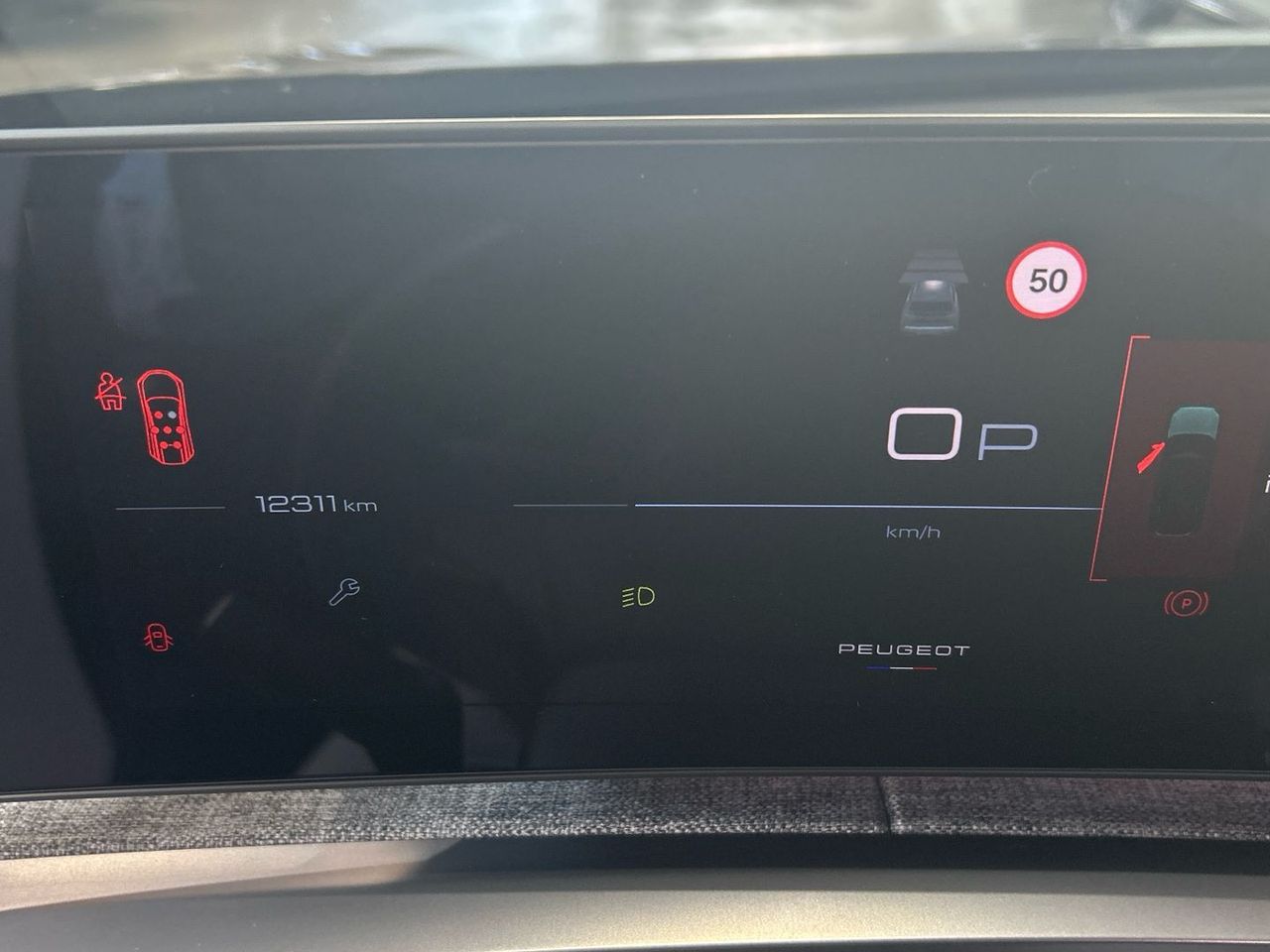 Peugeot 5008 Hybrid 1.2 GT eDCS6 100 kW (136 CV) - foto 10