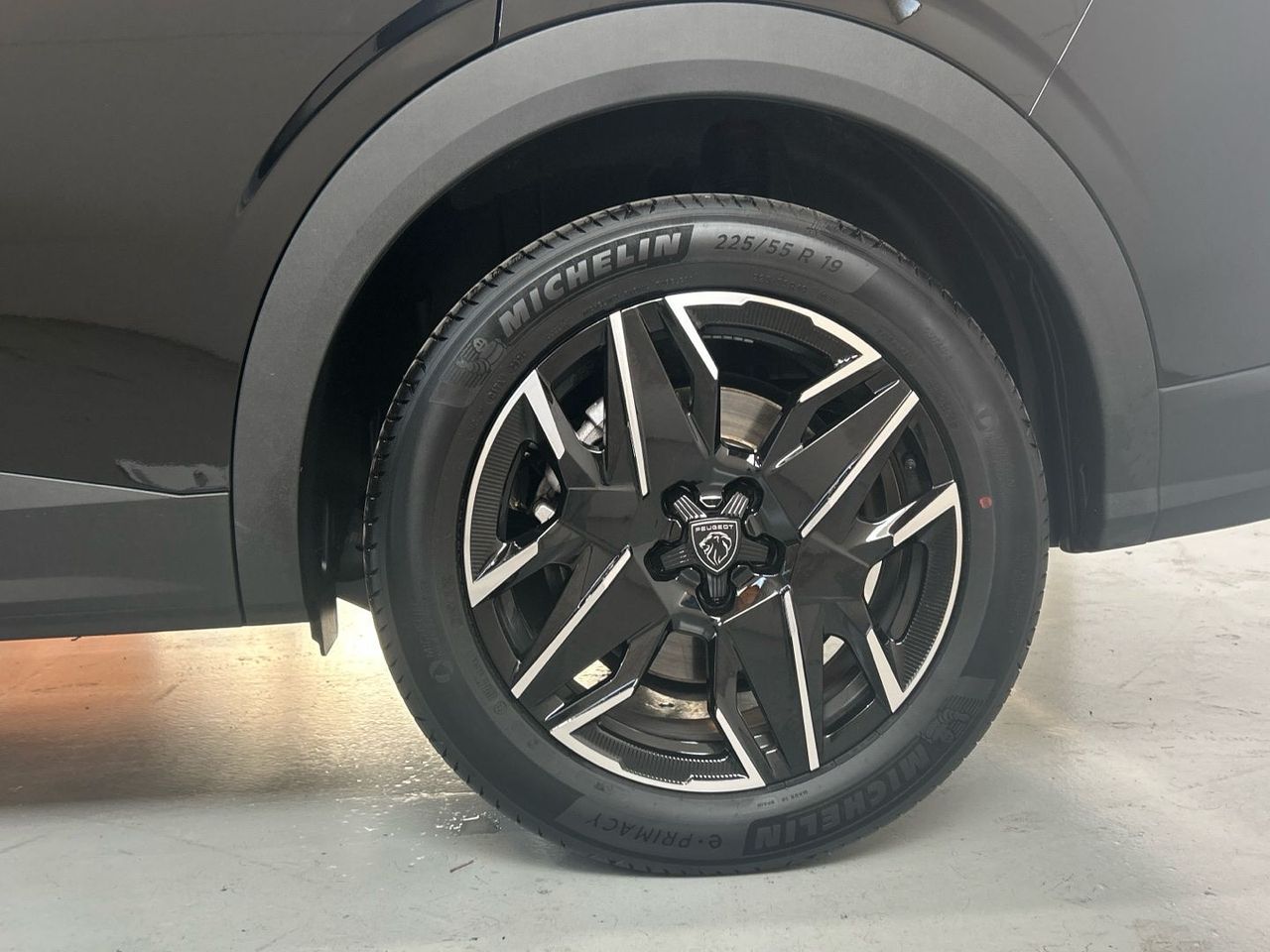 Peugeot 5008 Hybrid 1.2 GT eDCS6 100 kW (136 CV) - foto 13