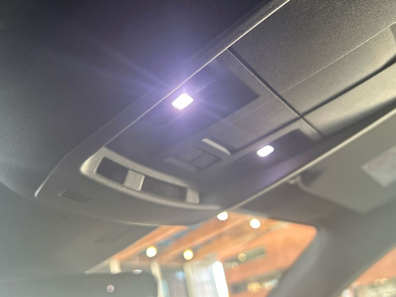 Peugeot 5008 Hybrid 1.2 GT eDCS6 100 kW (136 CV) - foto 18