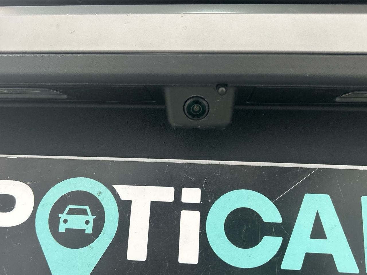 Peugeot 5008 Hybrid 1.2 GT eDCS6 100 kW (136 CV) - foto 26