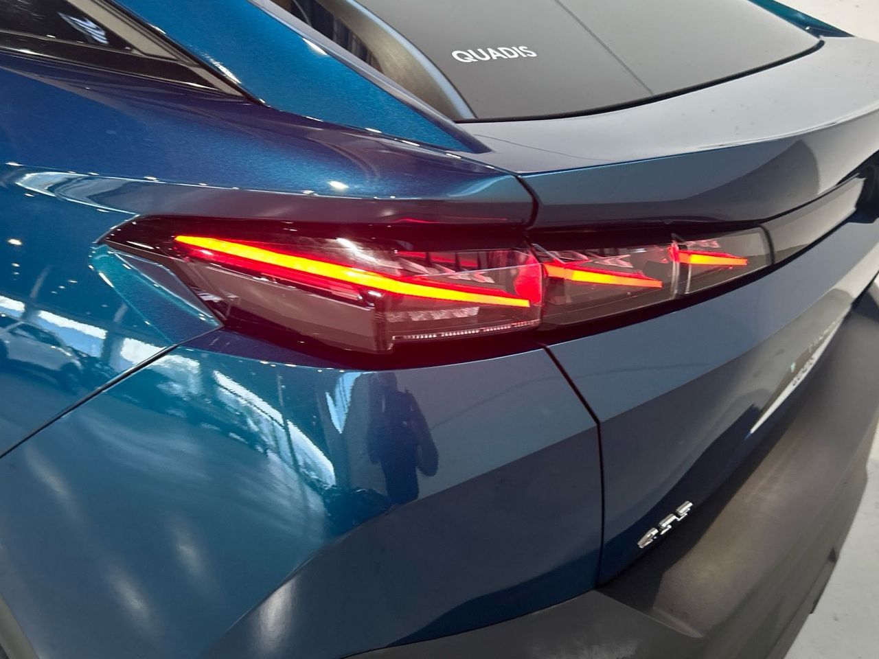 Peugeot 408 PHEV 225 GT e-EAT8 165 kW (224 CV) - foto 17