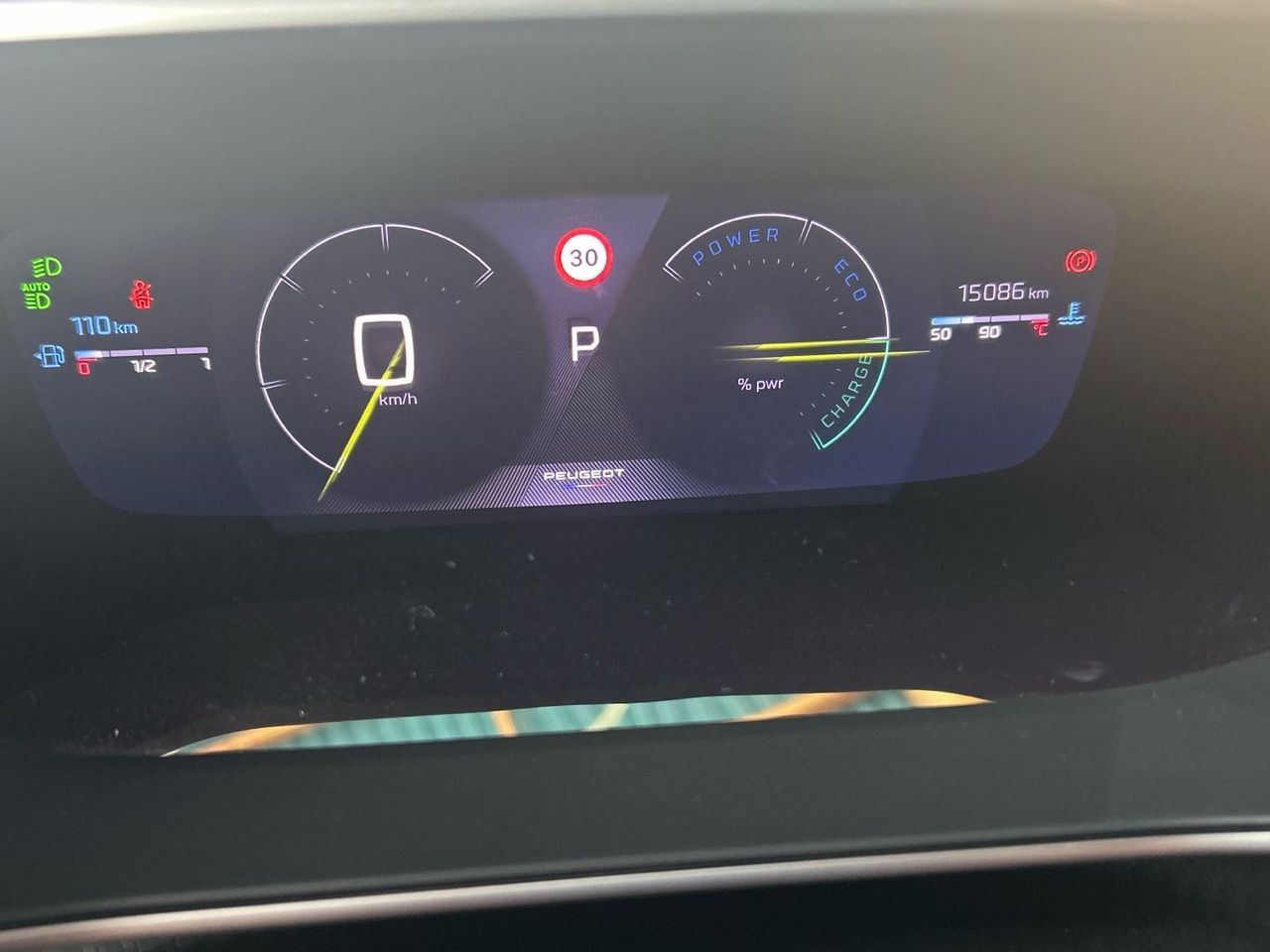 Peugeot 208 GT Hybrid eDCS6 75 kW (100 CV) - foto 55