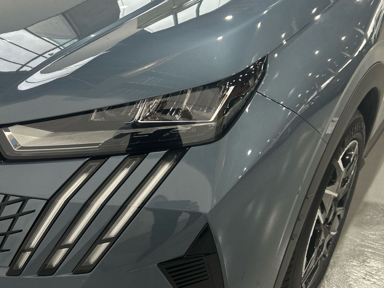 Peugeot 3008 Hybrid 145 Allure eDCS6 107 kW (145 CV) - foto 16